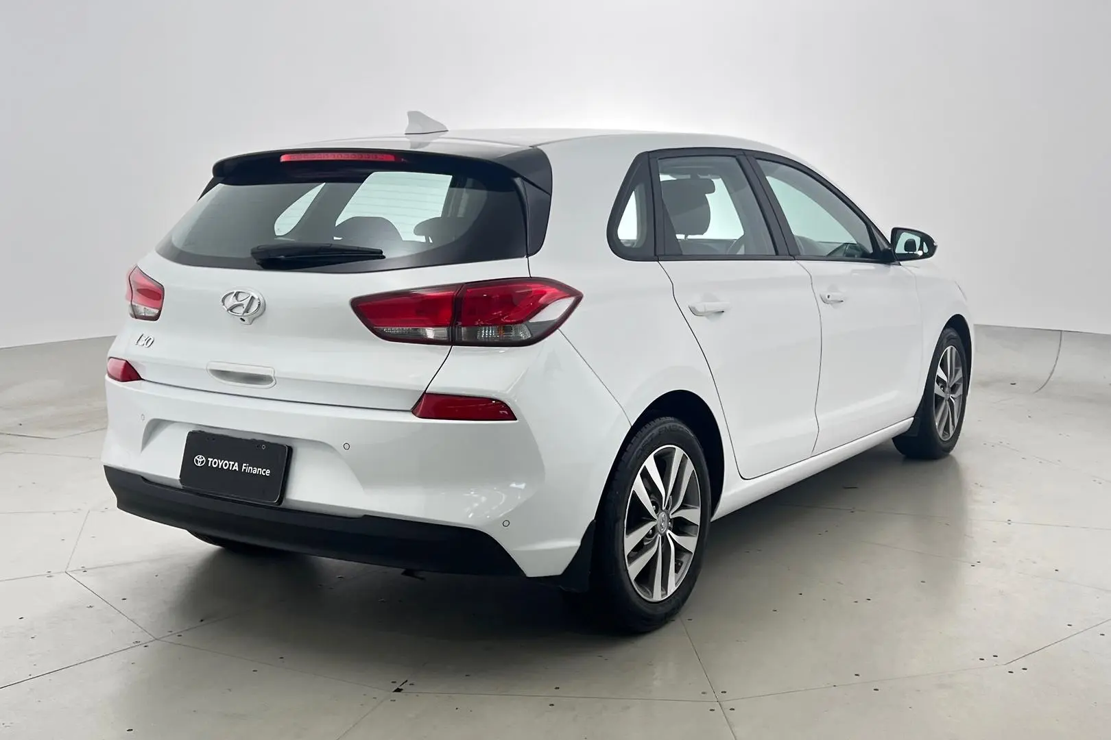 2020 Hyundai i30 Gallery Image 4