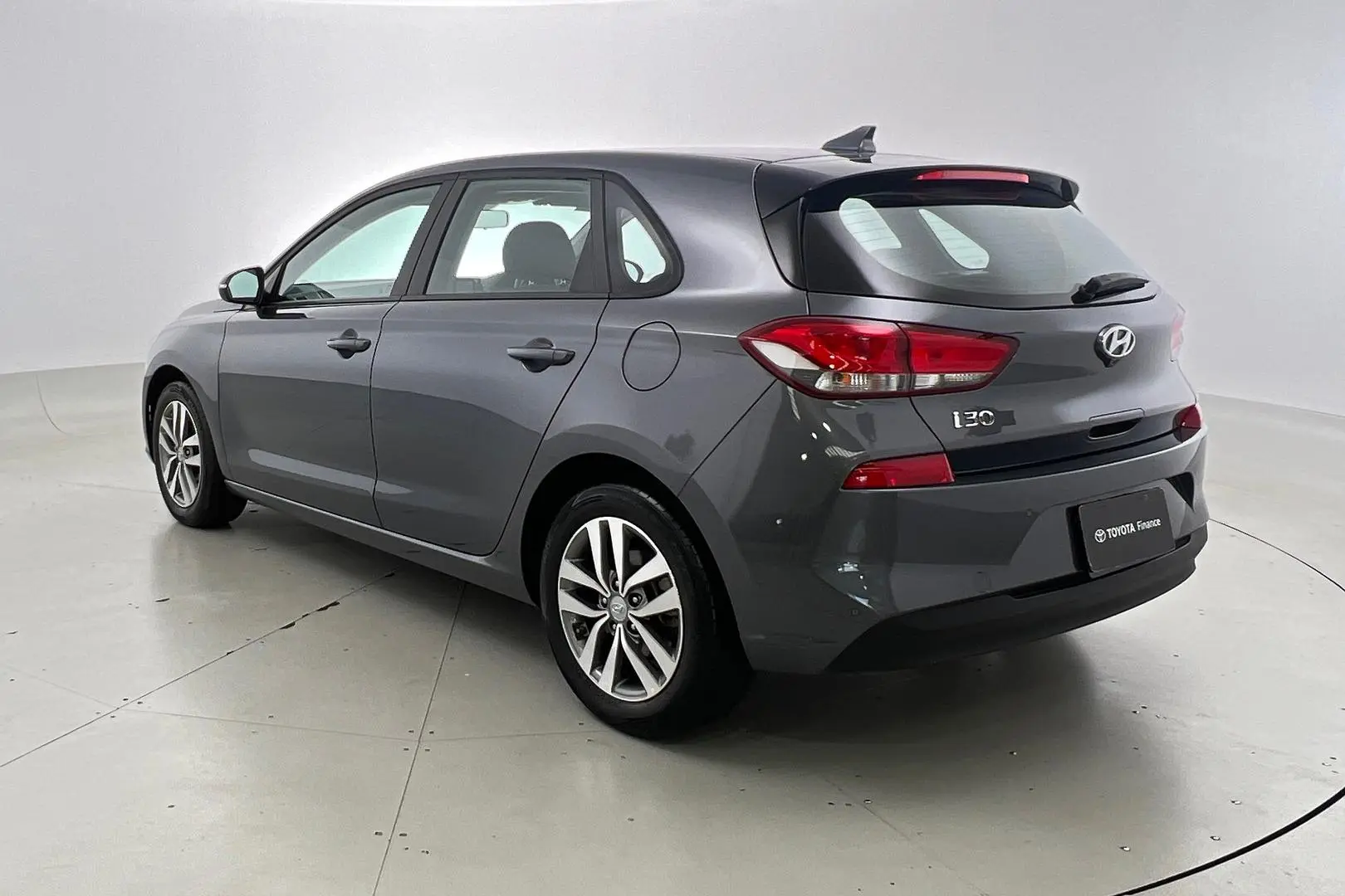 2019 Hyundai i30 Gallery Image 7