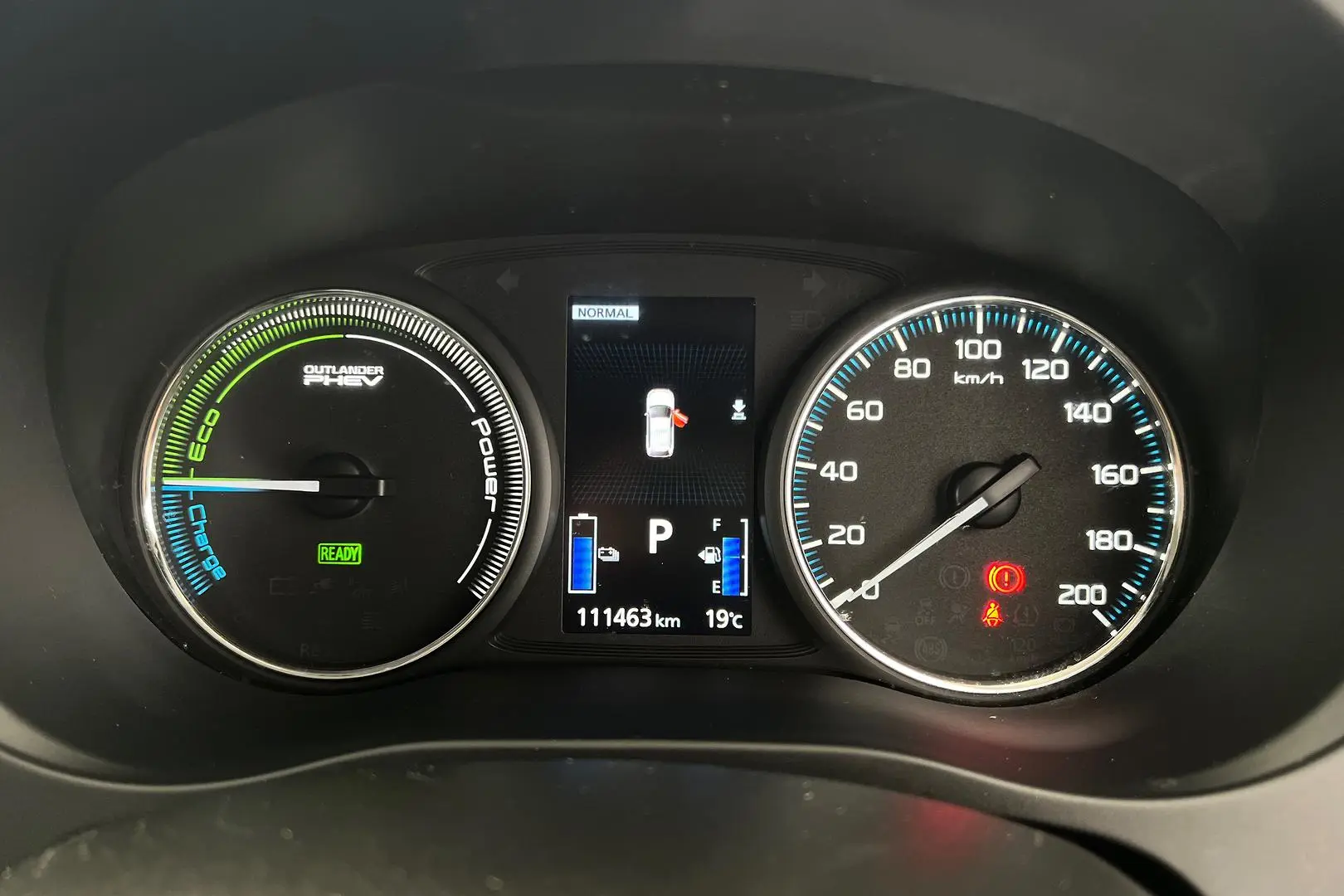 2018 Mitsubishi Outlander Gallery Image 20