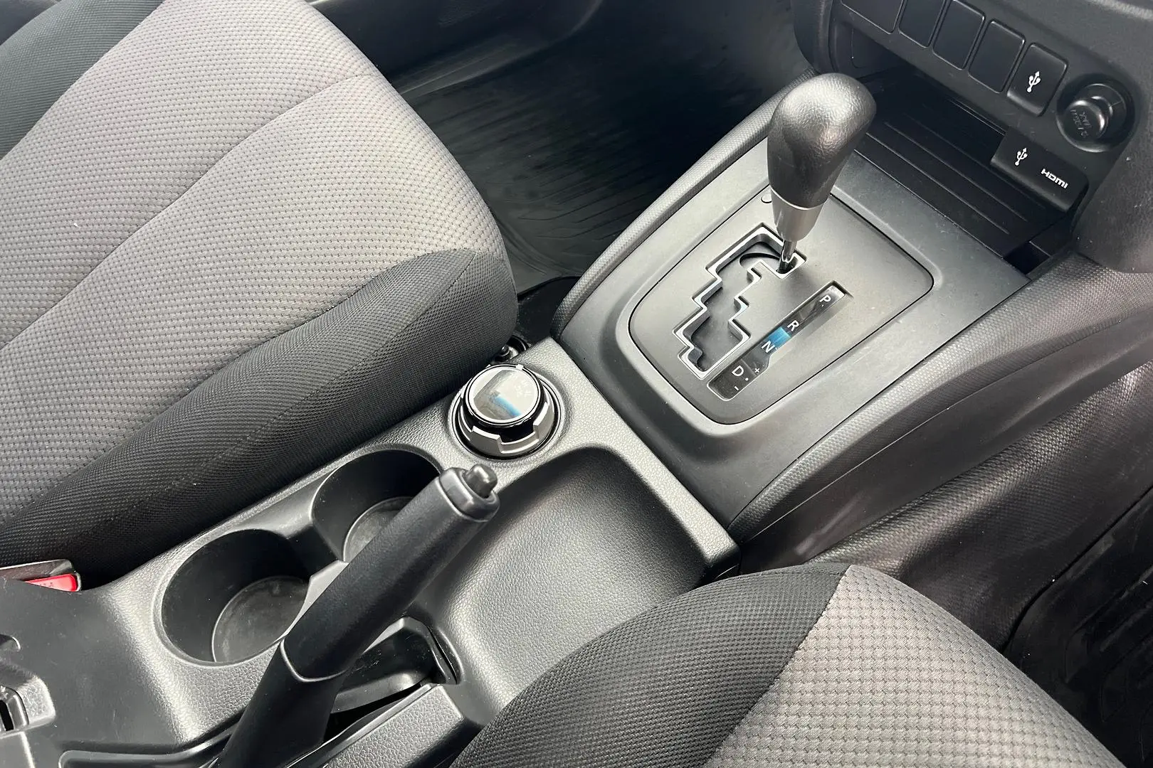 2018 Mitsubishi Triton Gallery Image 14