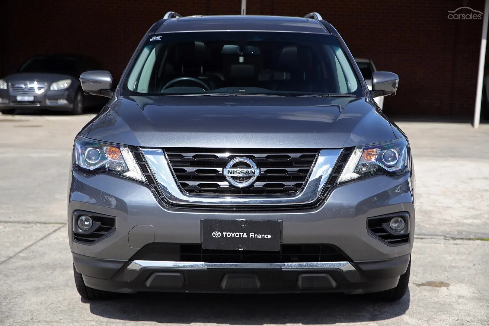 2017 Nissan Pathfinder Image 4