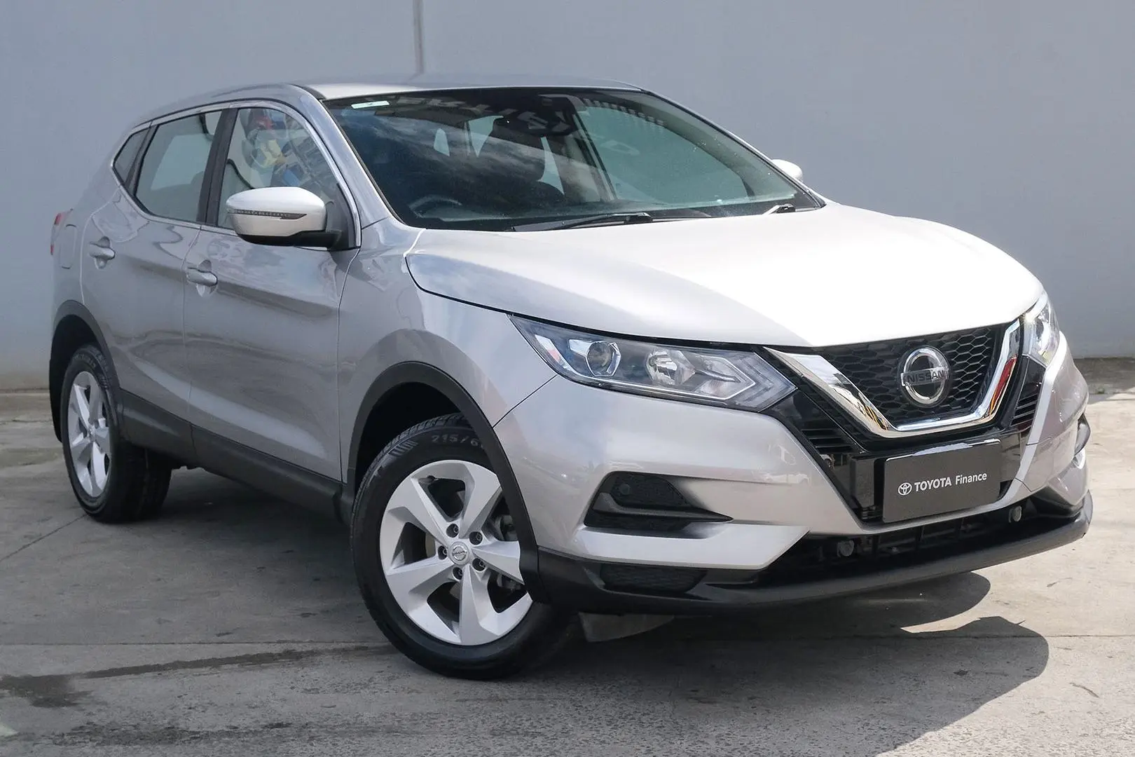 2020 Nissan QASHQAI Gallery Image 1