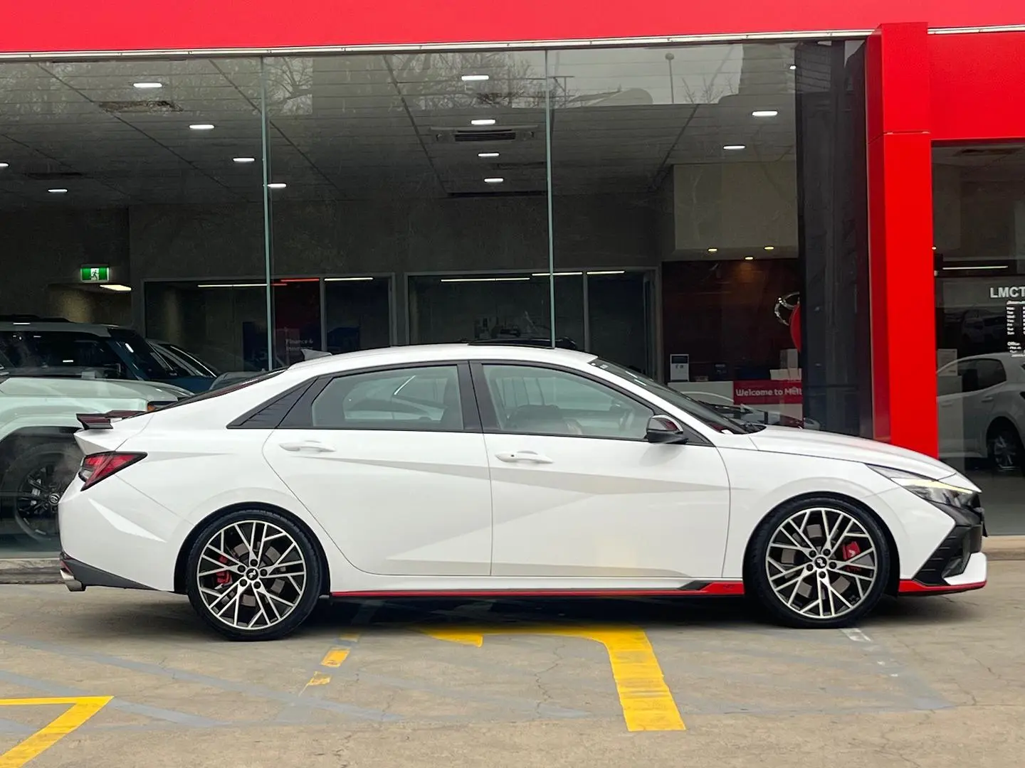 2022 Hyundai i30 Gallery Image 6