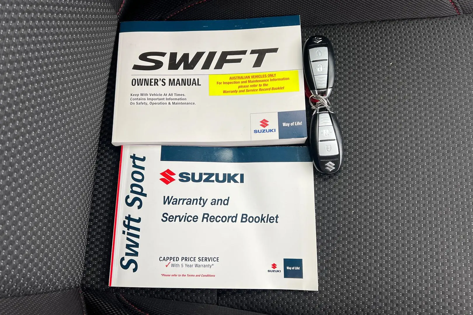 2016 Suzuki Swift Gallery Image 21