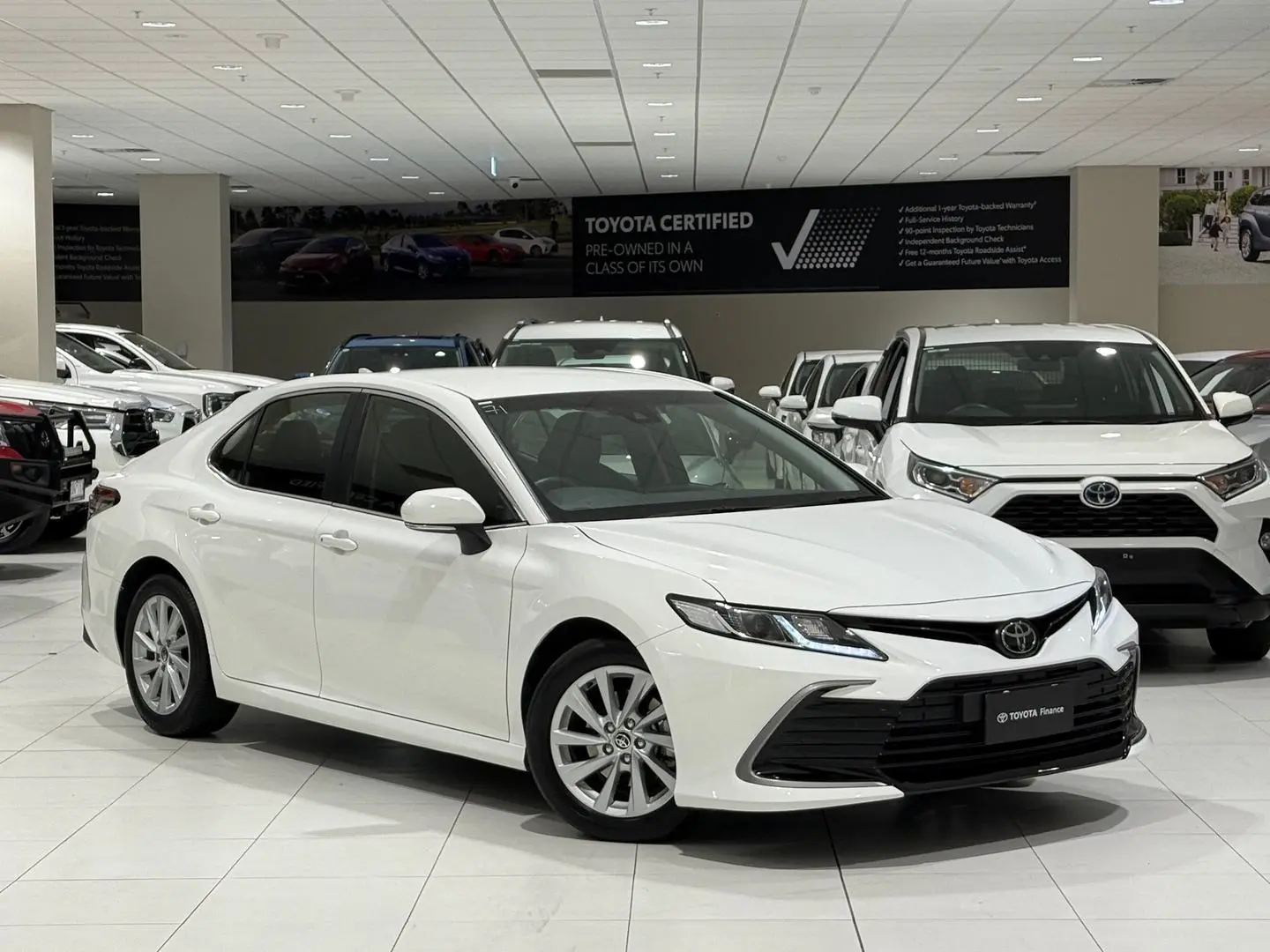 2024 Toyota Camry Gallery Image 1