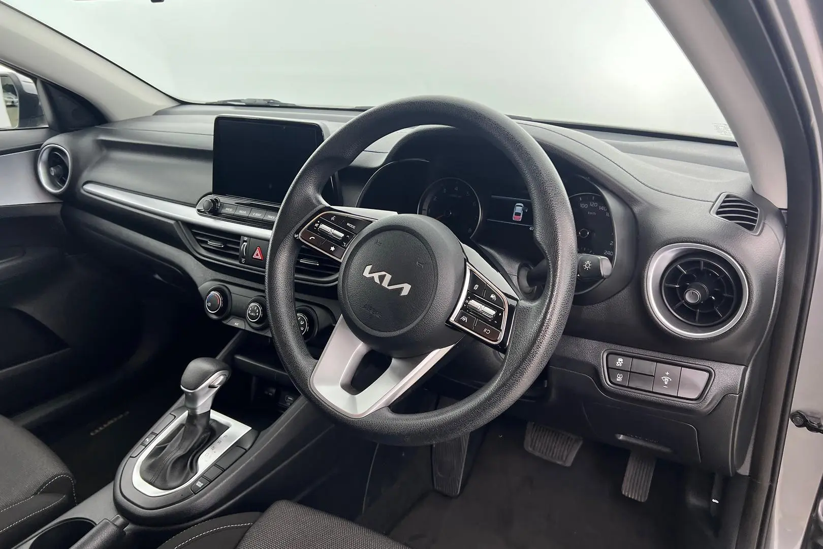 2022 Kia Cerato Gallery Image 12