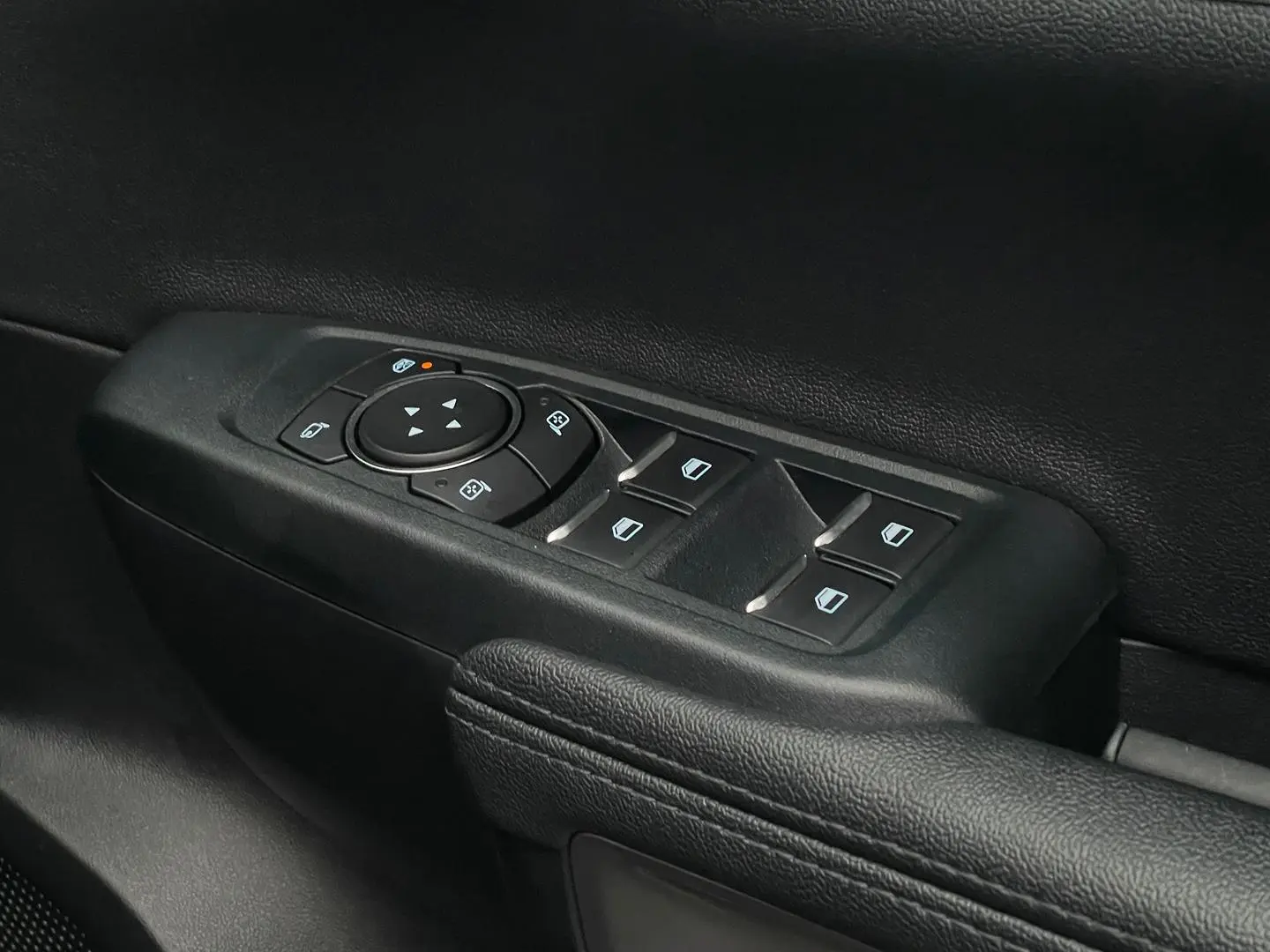2023 Ford Everest Gallery Image 19