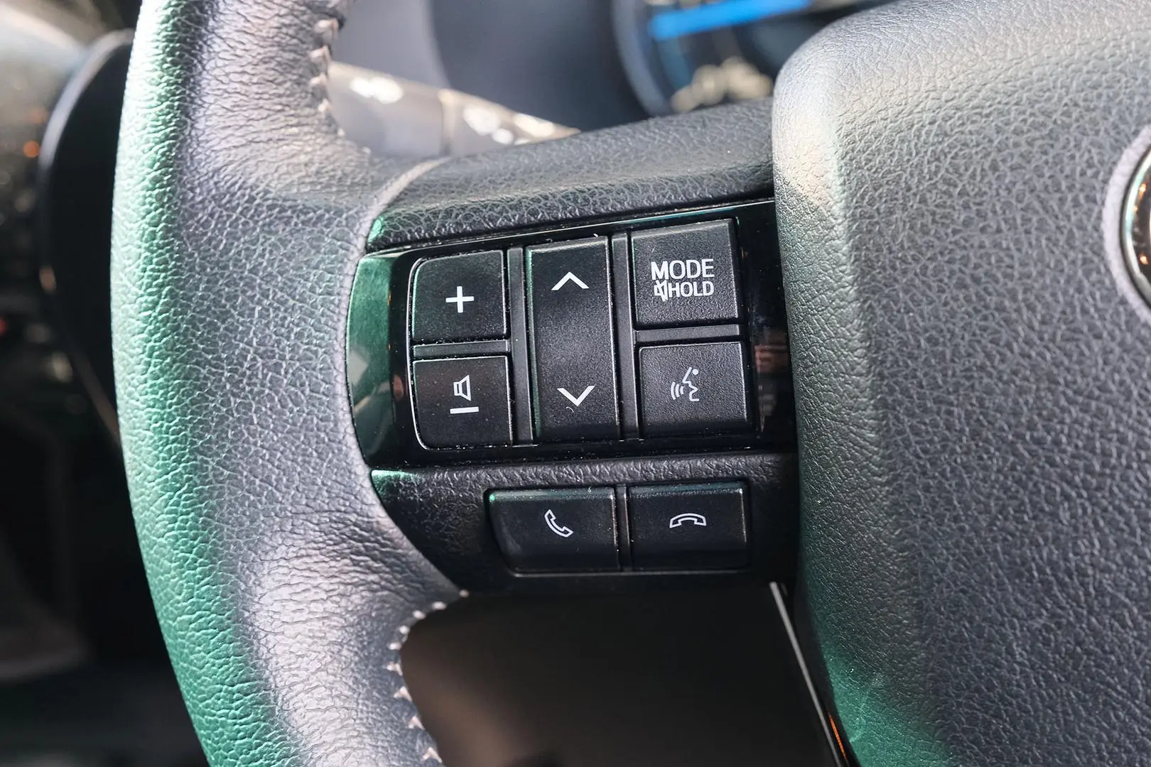 2021 Toyota Hilux Gallery Image 16