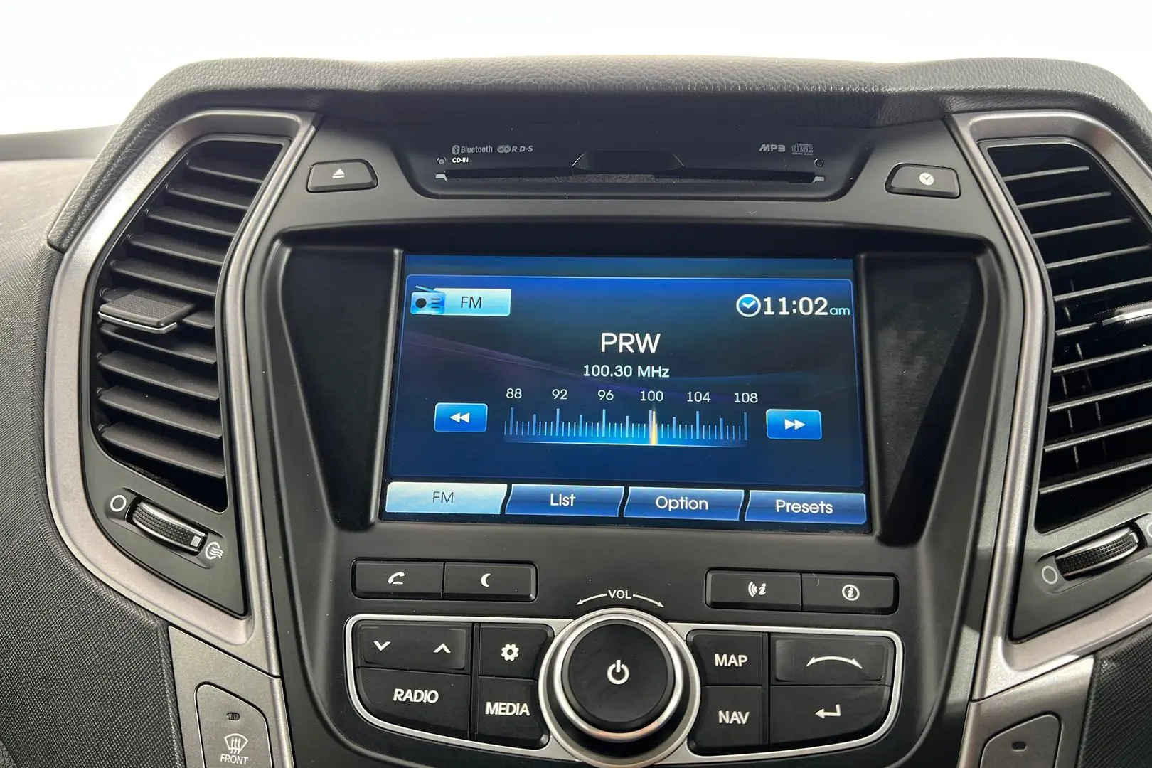 2013 Hyundai Santa Fe Gallery Image 24