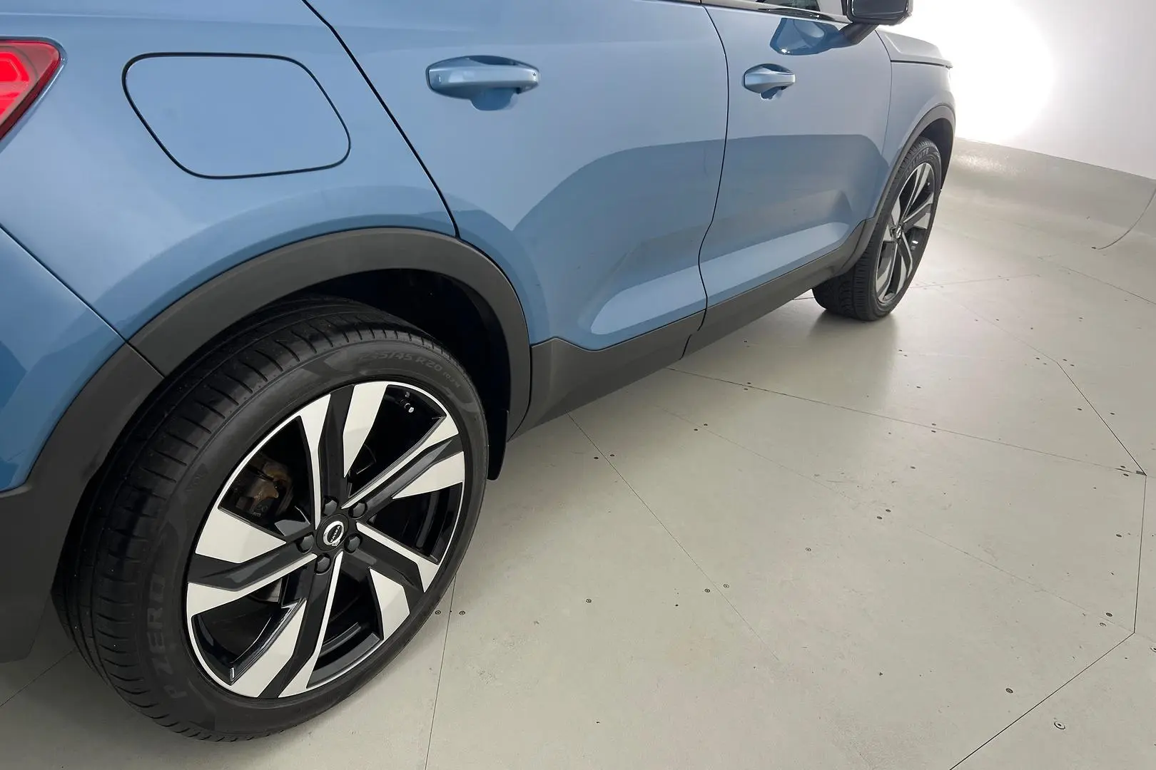 2022 Volvo XC40 Gallery Image 23