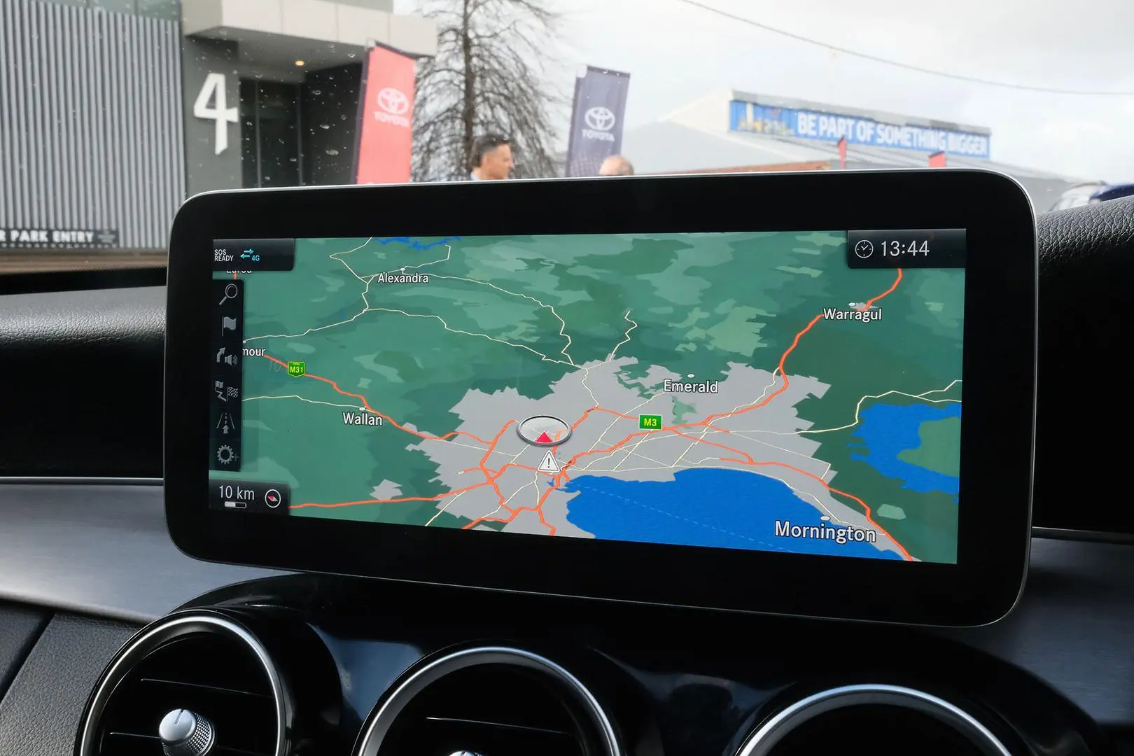 2021 Mercedes-Benz C-Class Gallery Image 9