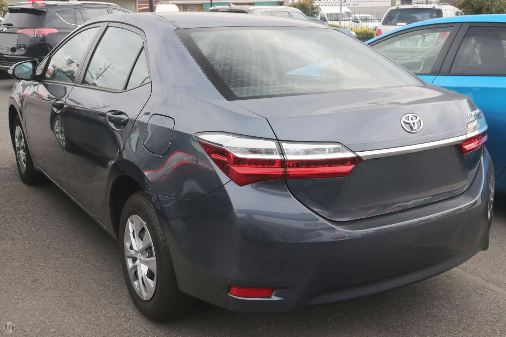 2019 Toyota Corolla Gallery Image 4