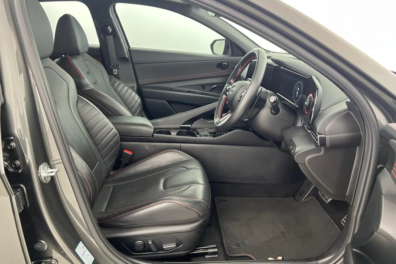 2021 Hyundai i30 Gallery Image 12