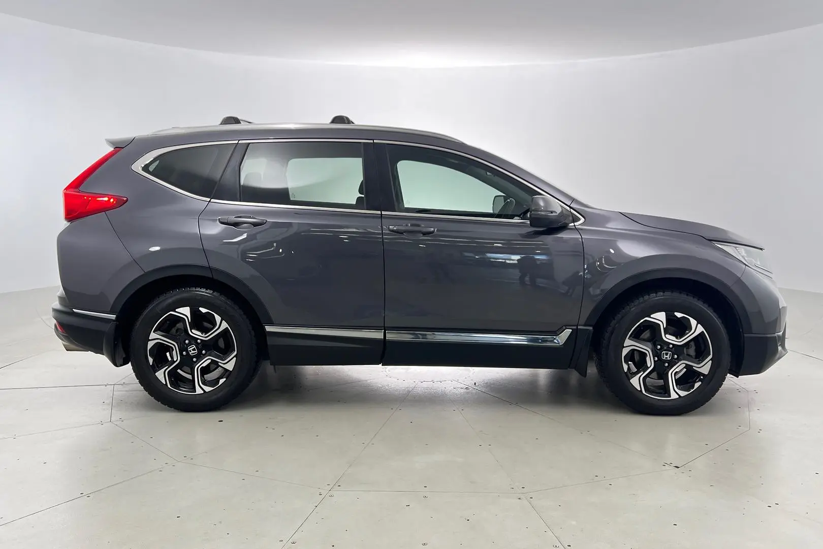 2018 Honda CR-V Gallery Image 5