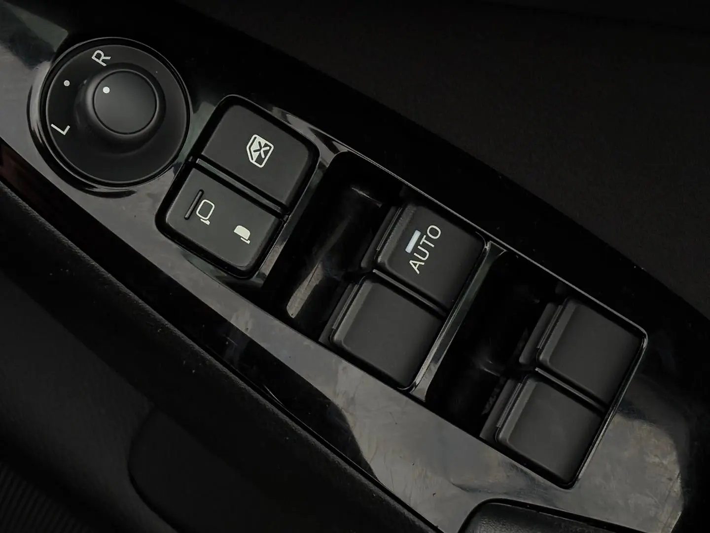 2017 Mazda 3 Gallery Image 19