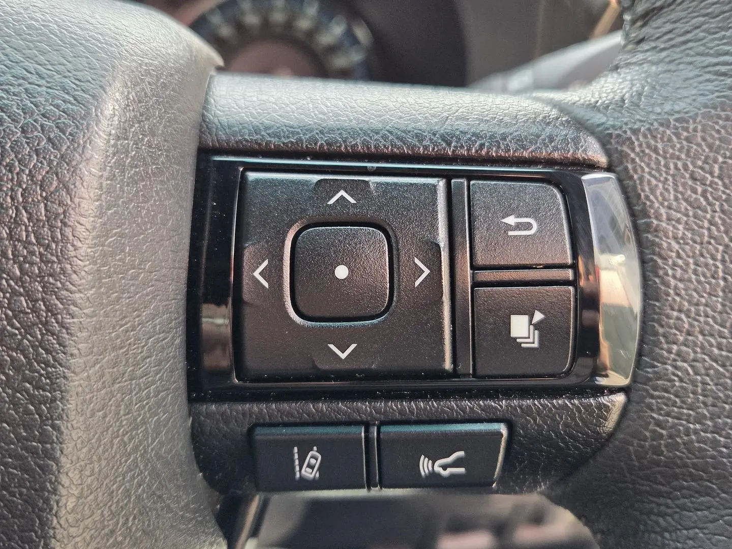 2024 Toyota Hilux Gallery Image 22