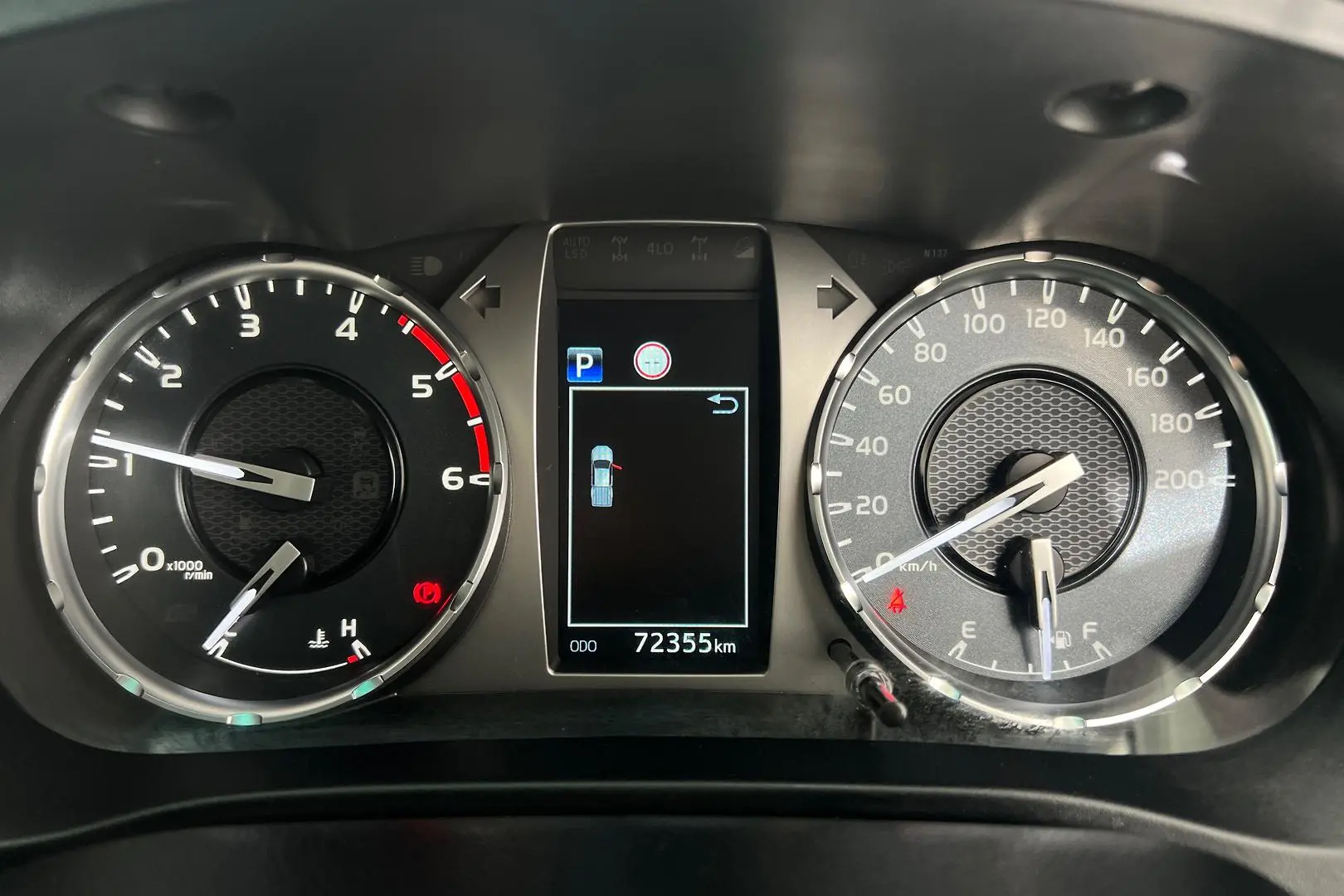 2020 Toyota Hilux Gallery Image 17