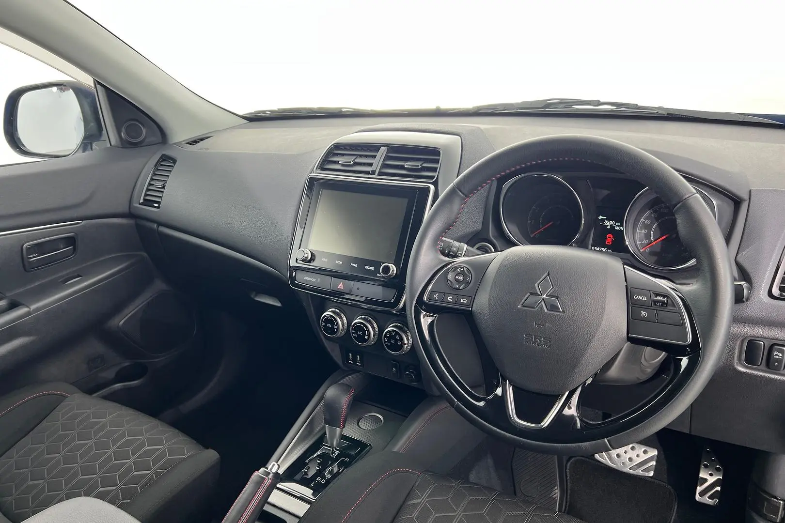 2021 Mitsubishi Asx Gallery Image 2