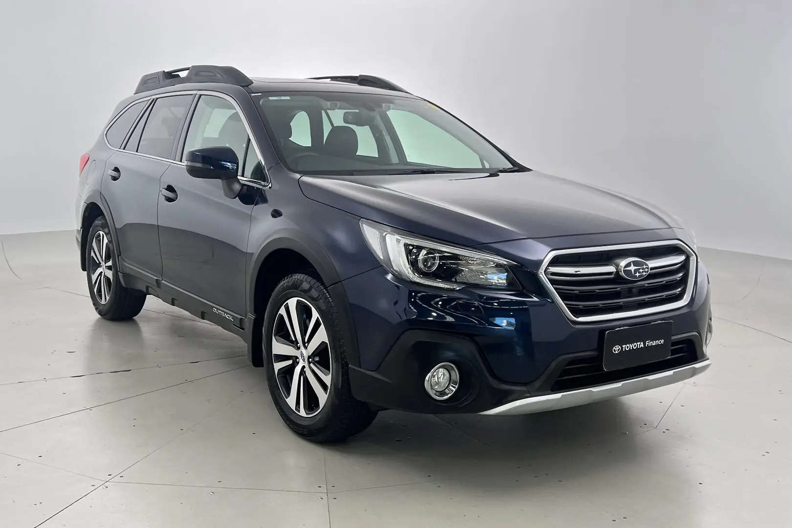 2018 Subaru Outback Gallery Image 1