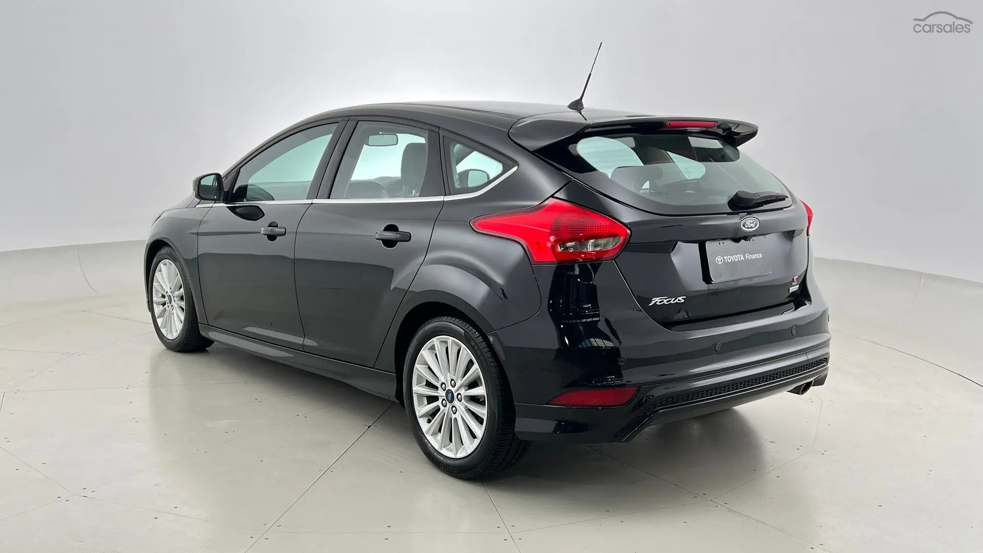 2015 Ford Focus Image 2