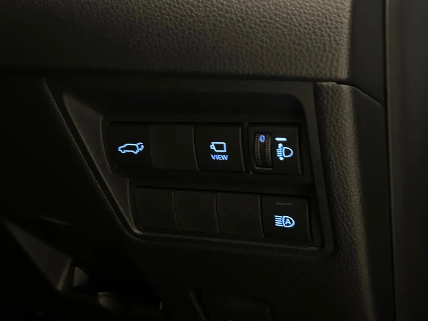 2023 Toyota Yaris Cross Gallery Image 24