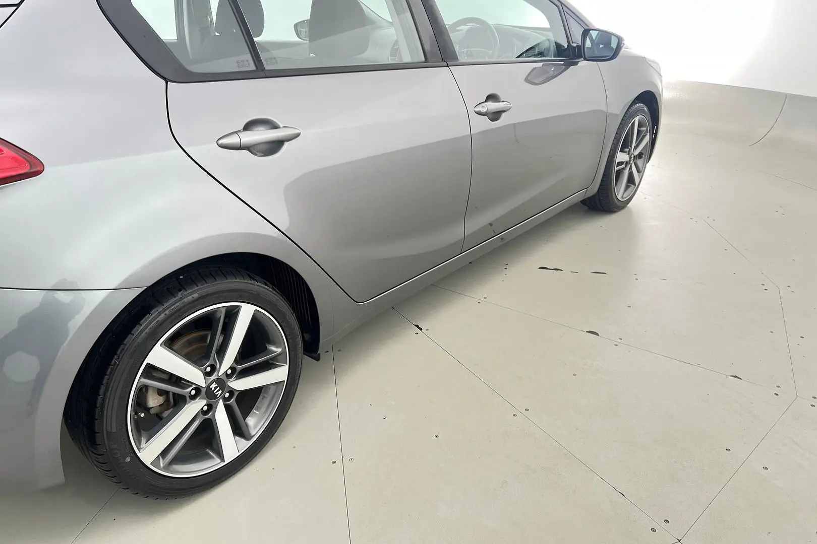 2017 Kia Cerato Gallery Image 5
