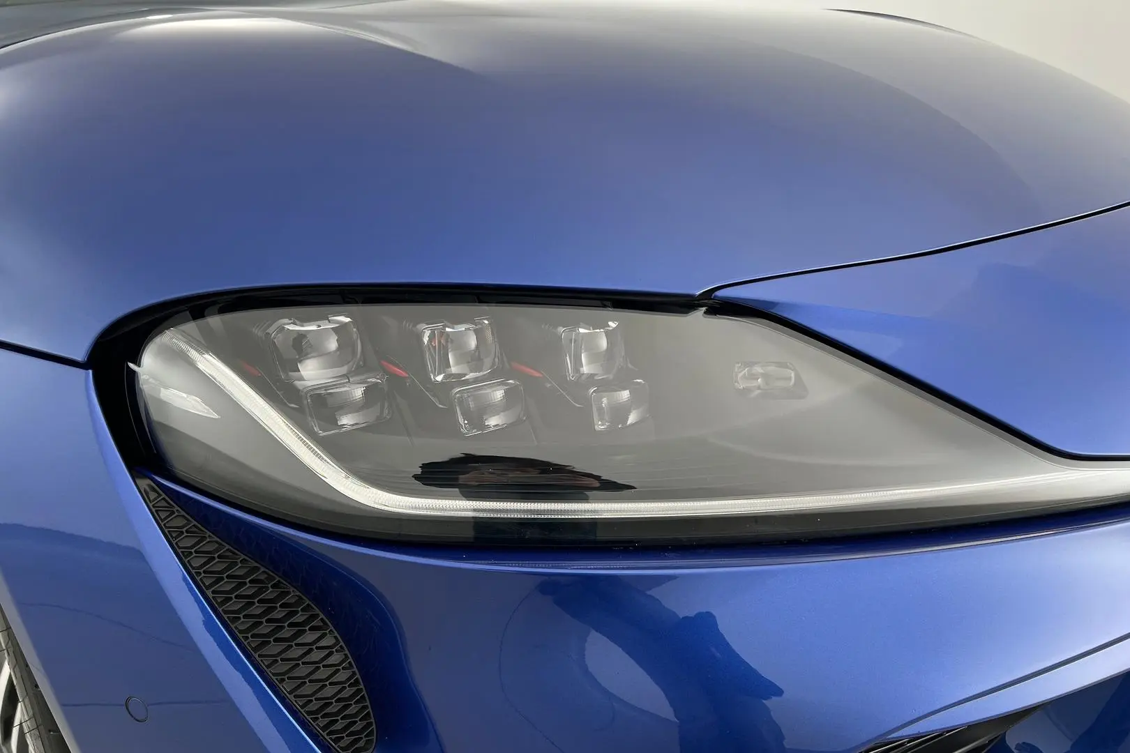 2023 Toyota Supra Gallery Image 2
