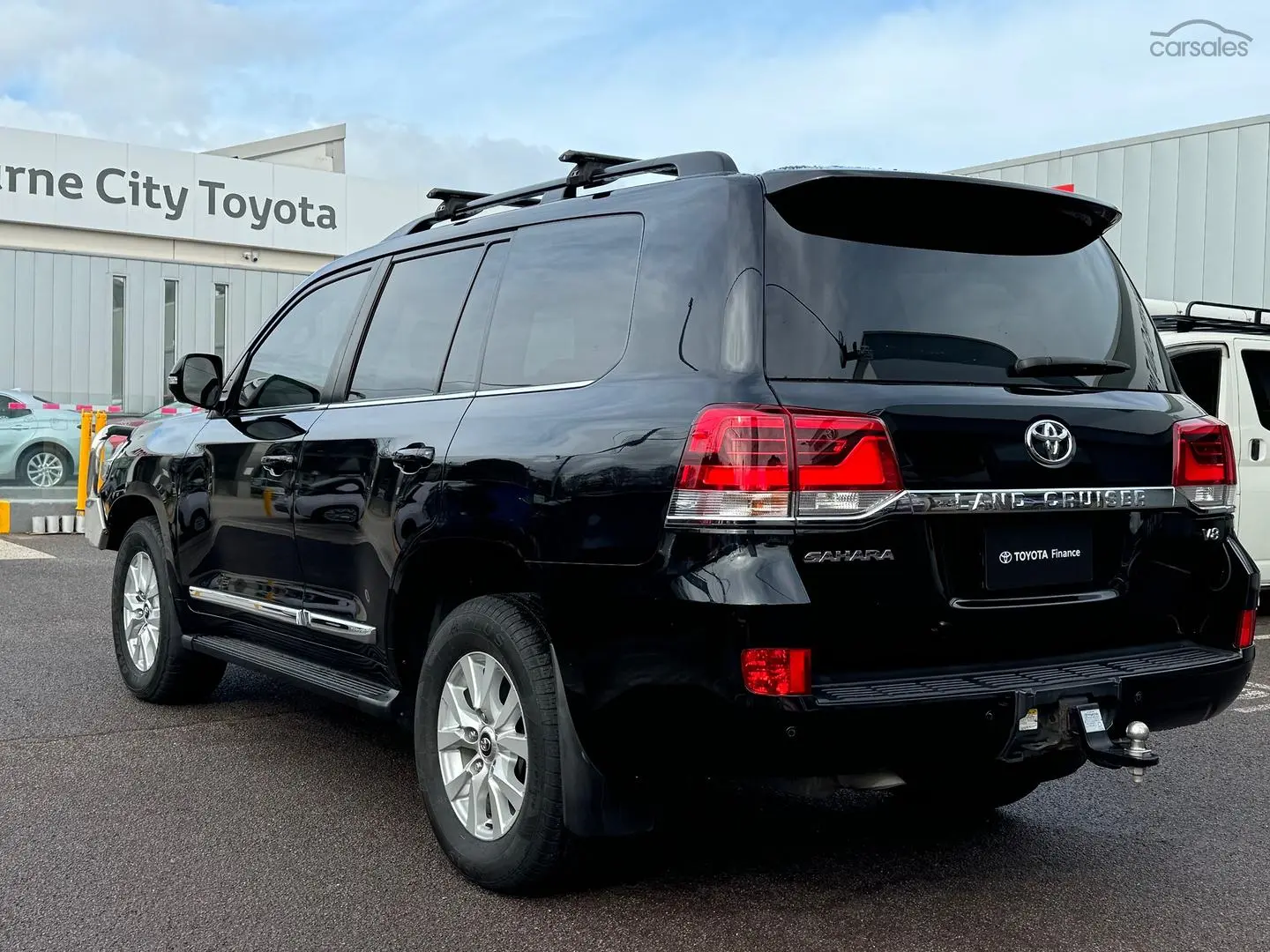 2018 Toyota Landcruiser Image 9