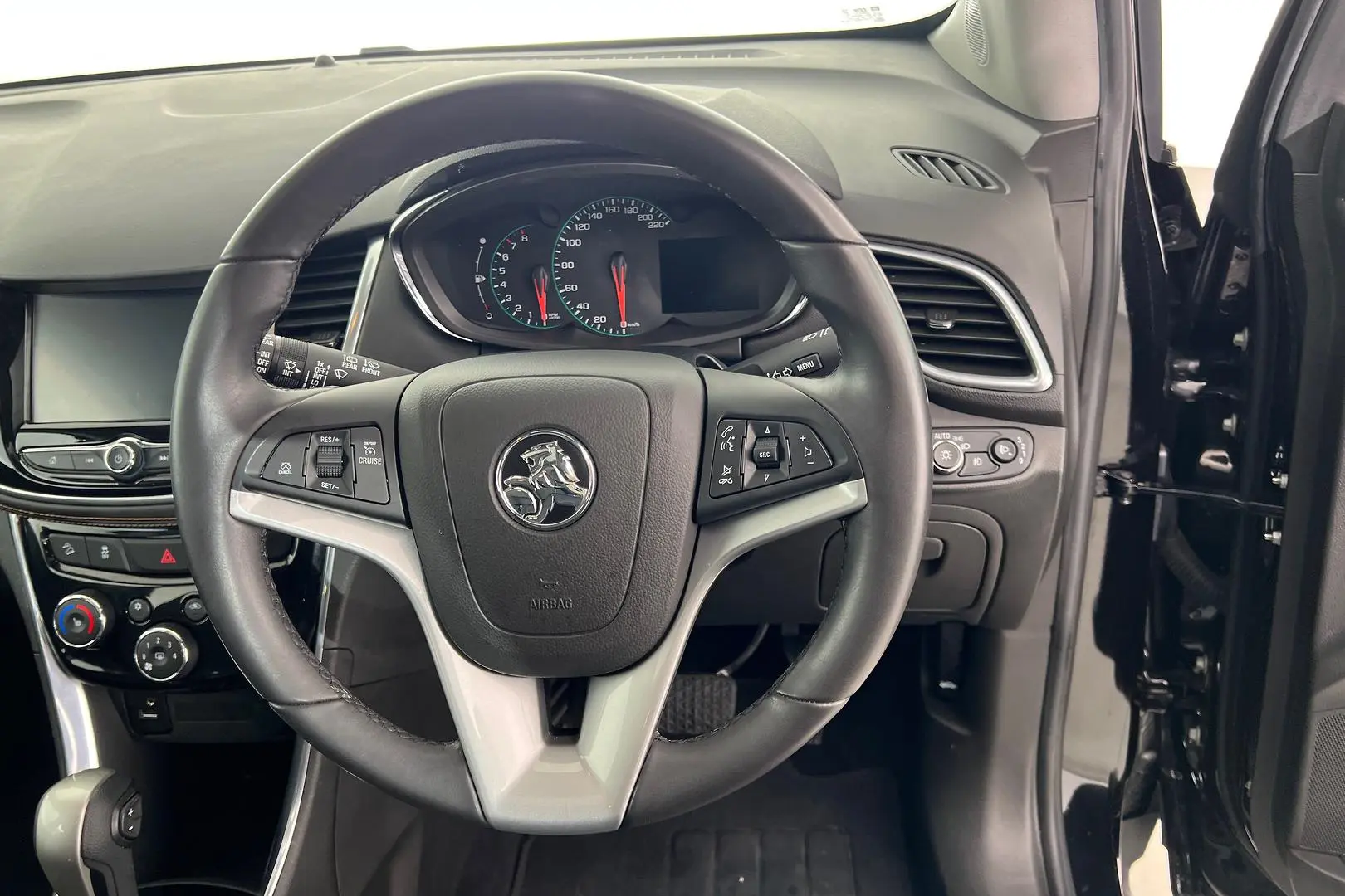 2017 Holden Trax Gallery Image 16