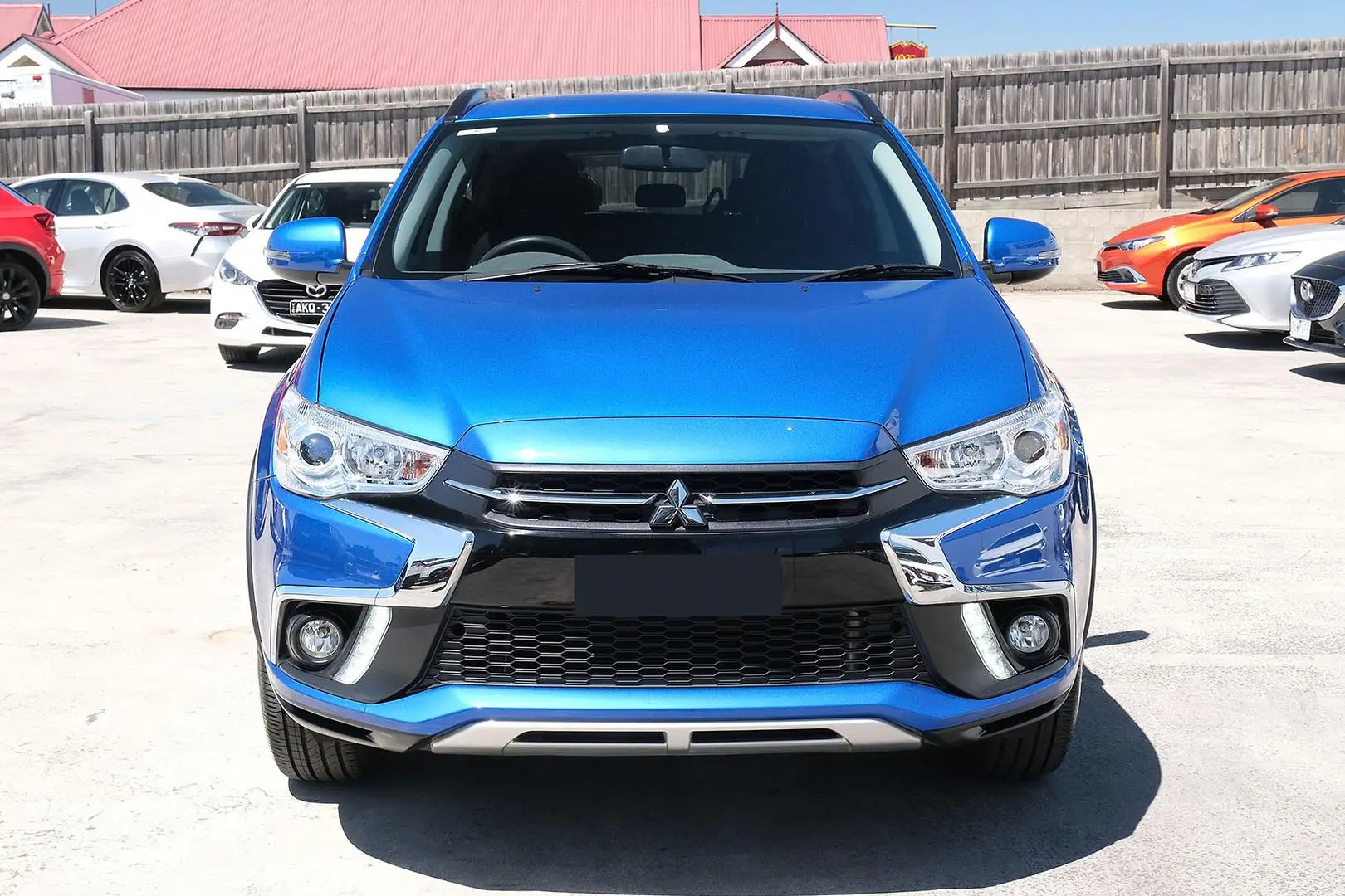 2018 Mitsubishi Asx Gallery Image 3