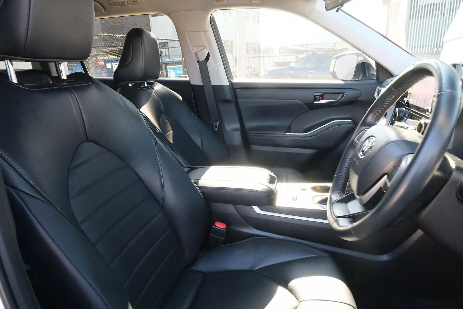 2022 Toyota Kluger Gallery Image 14