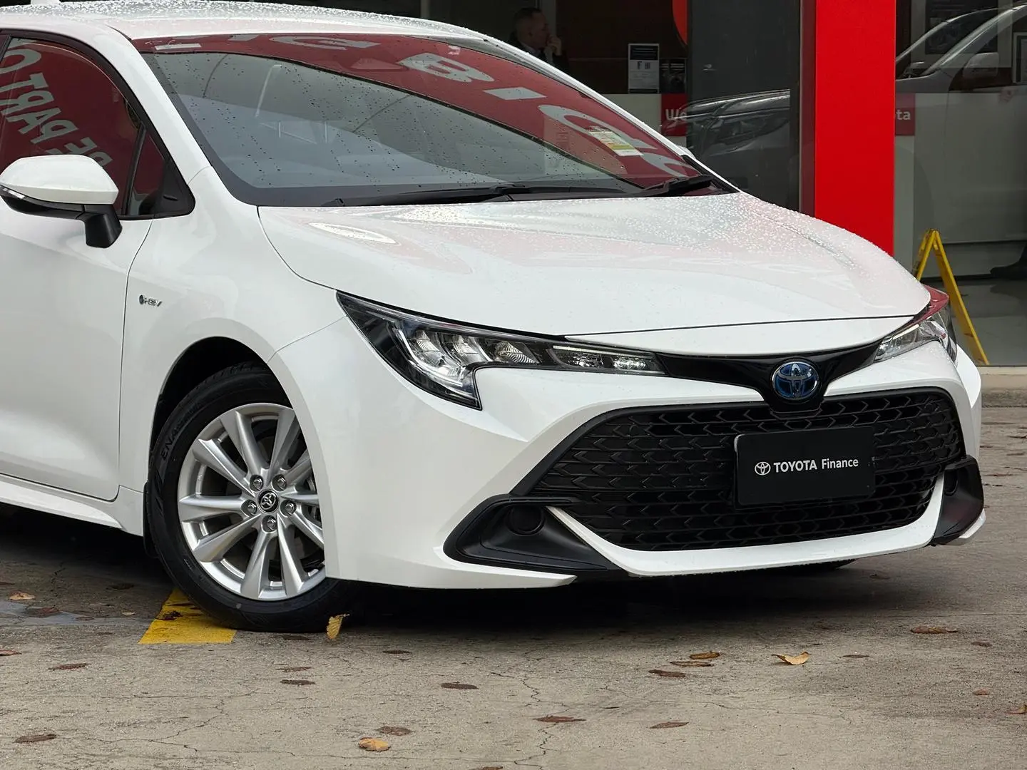 2024 Toyota Corolla Gallery Image 2