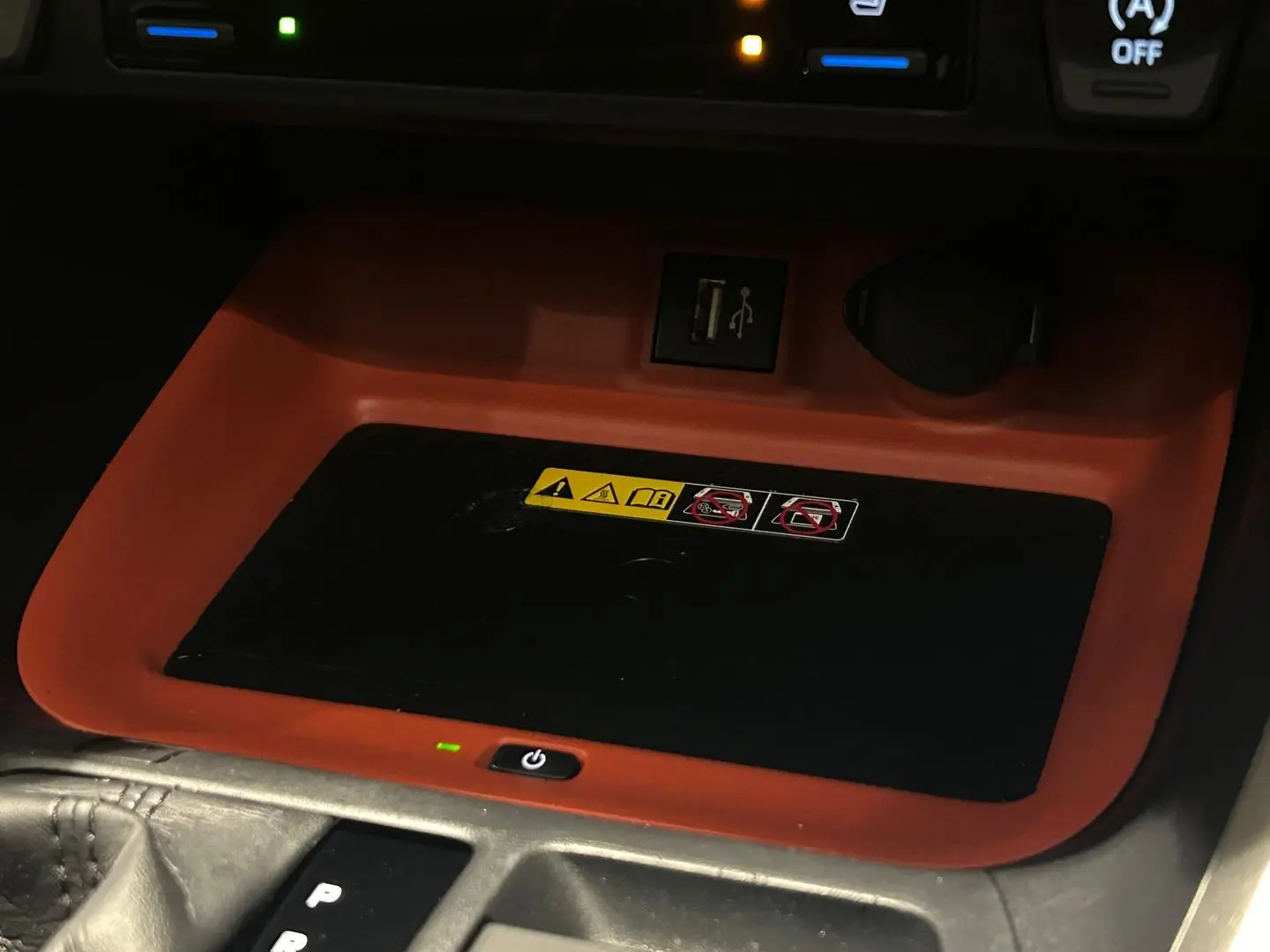 2024 Toyota RAV4 Gallery Image 19