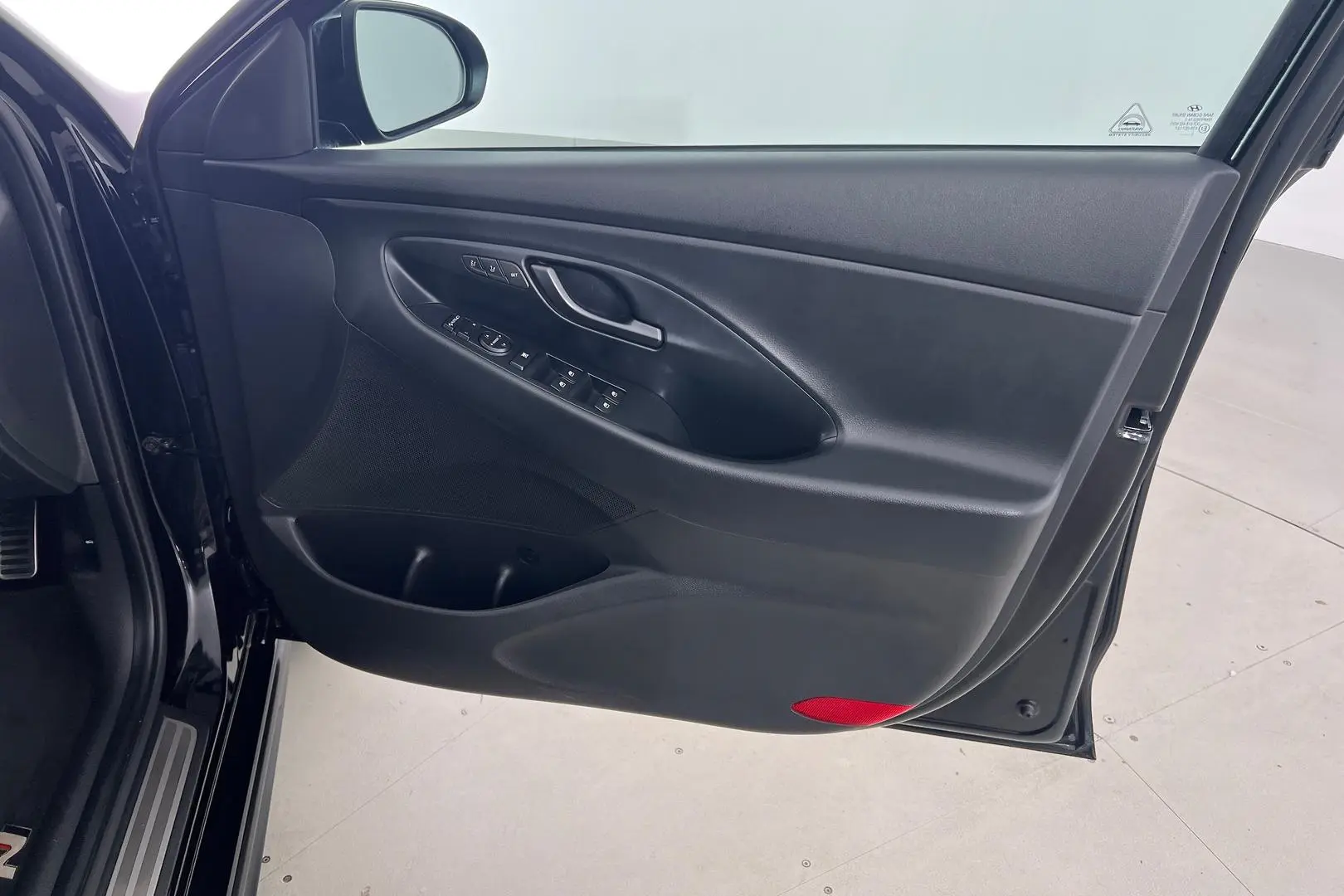 2020 Hyundai i30 Gallery Image 14