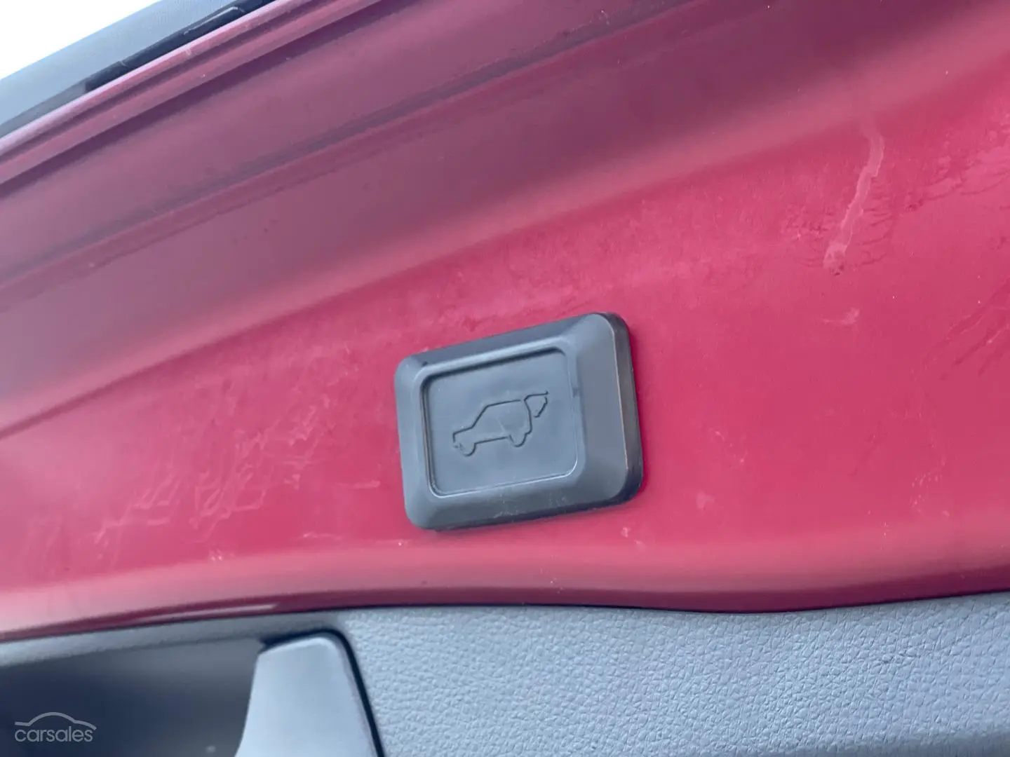 2019 Toyota RAV4 Image 8