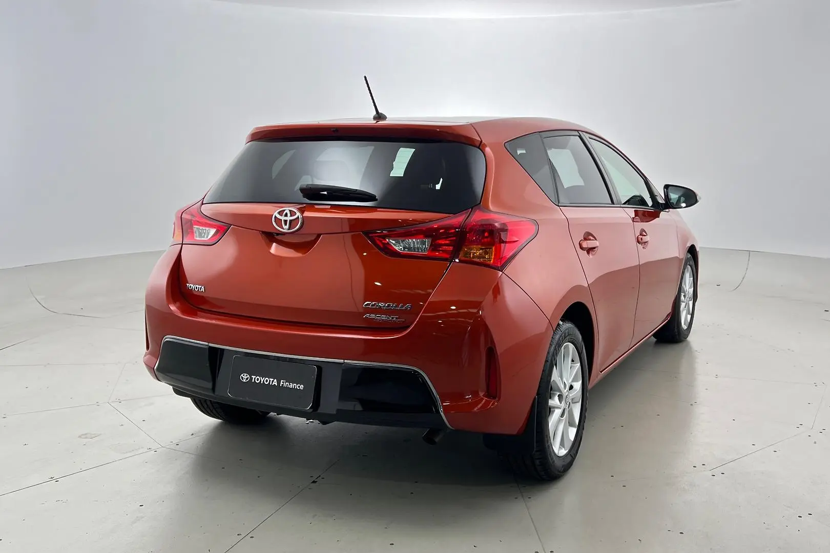 2014 Toyota Corolla Gallery Image 4