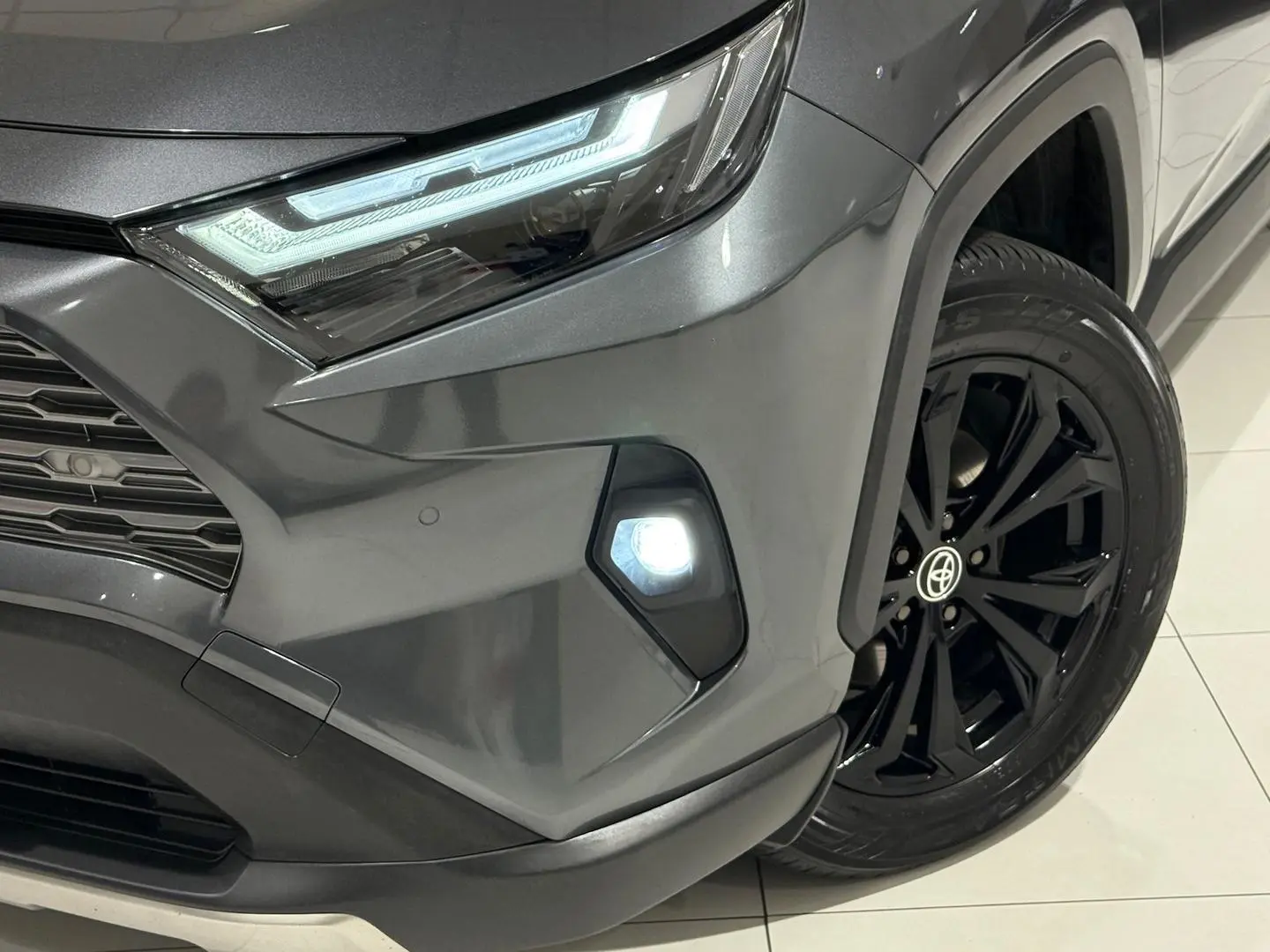 2024 Toyota RAV4 Gallery Image 11