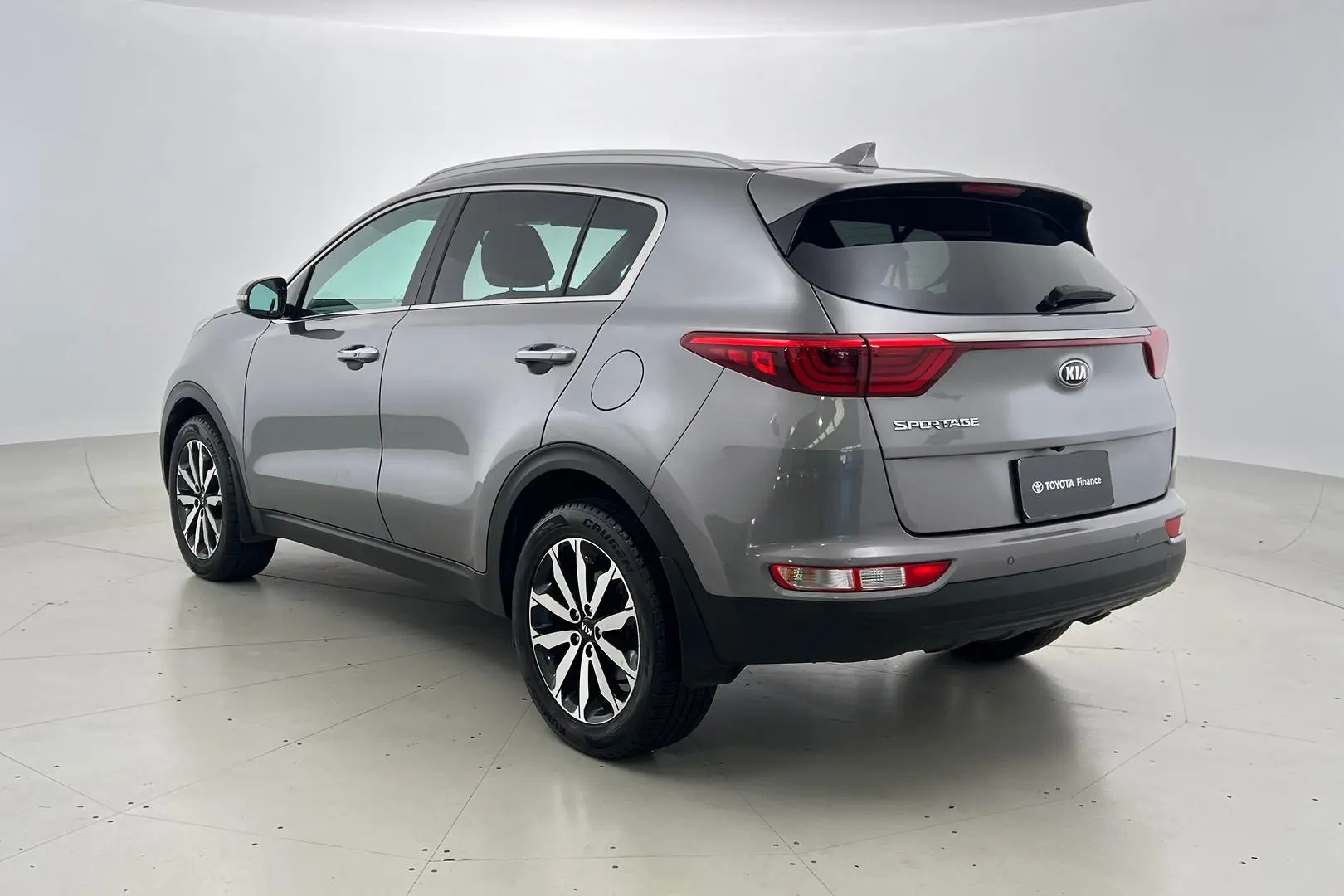 2017 Kia Sportage Gallery Image 8