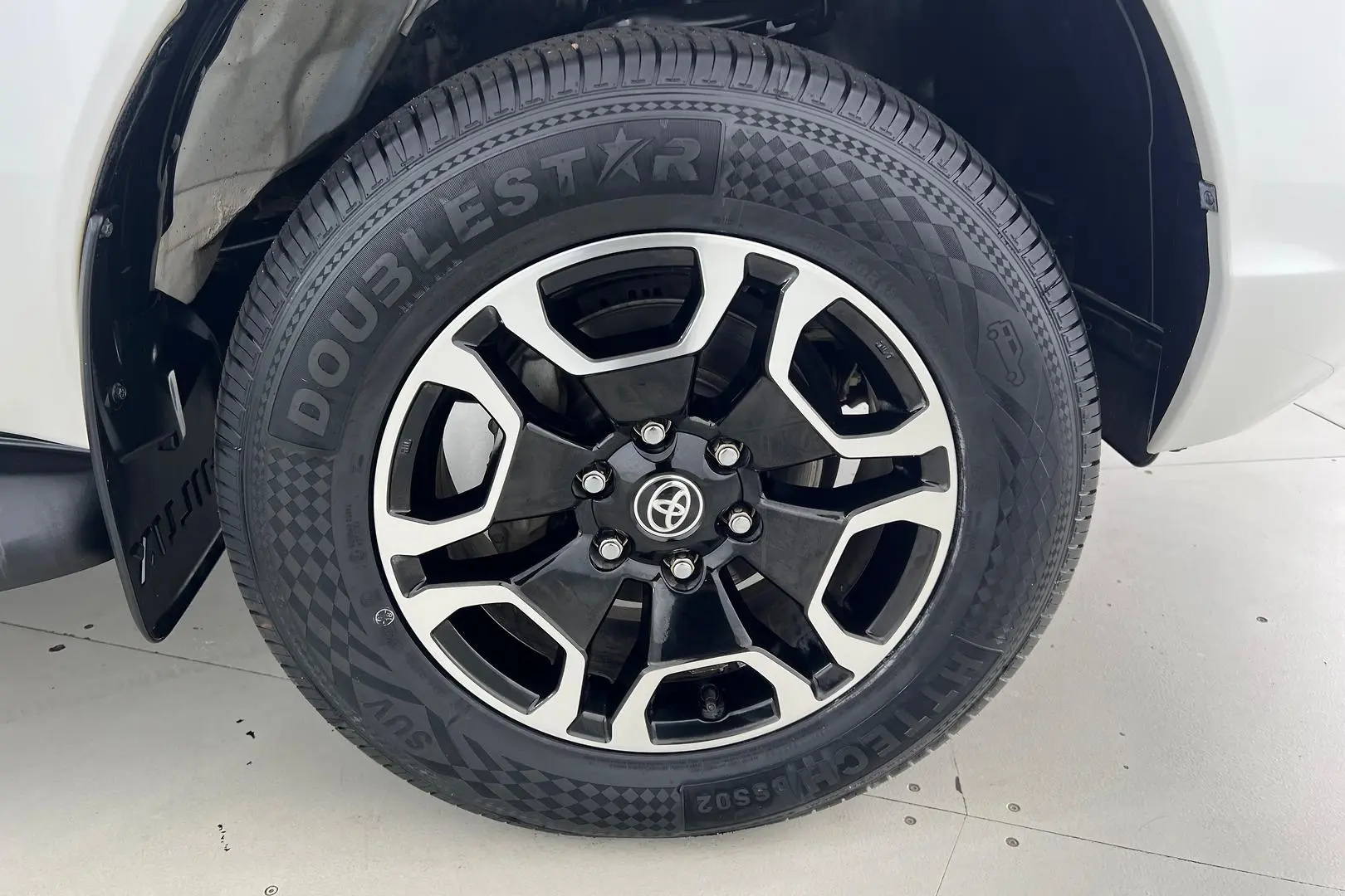 2020 Toyota Hilux Gallery Image 20