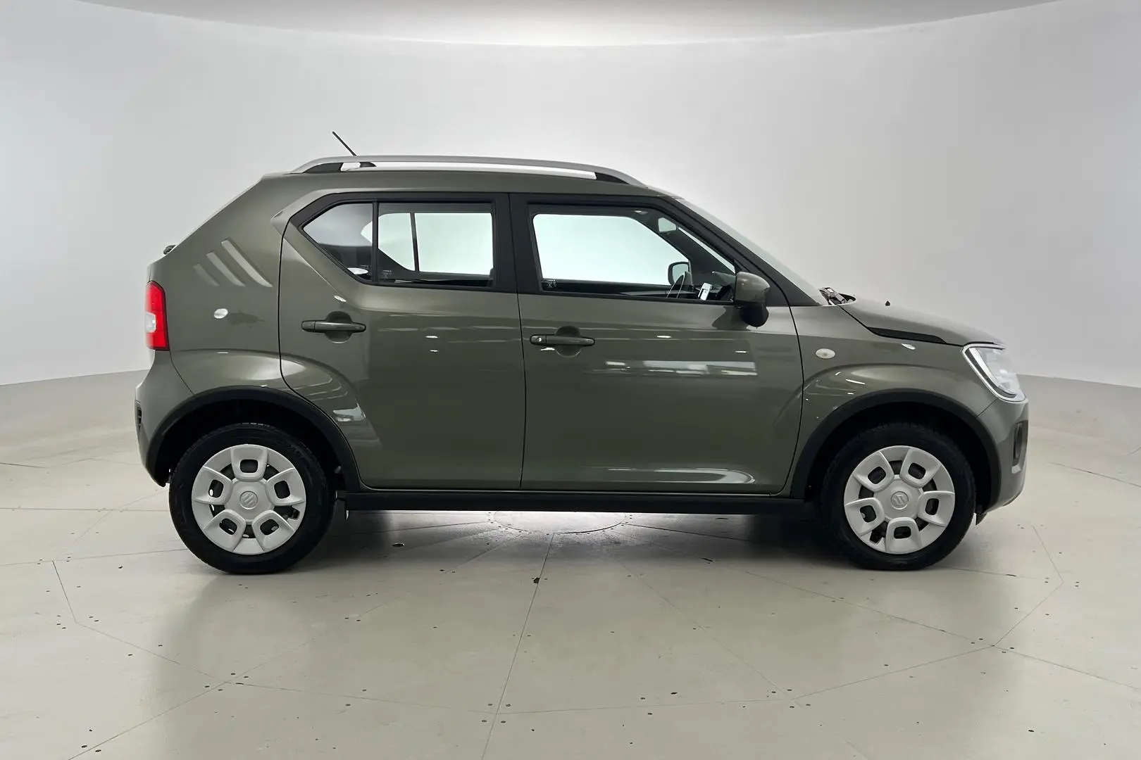 2022 Suzuki Ignis Gallery Image 3