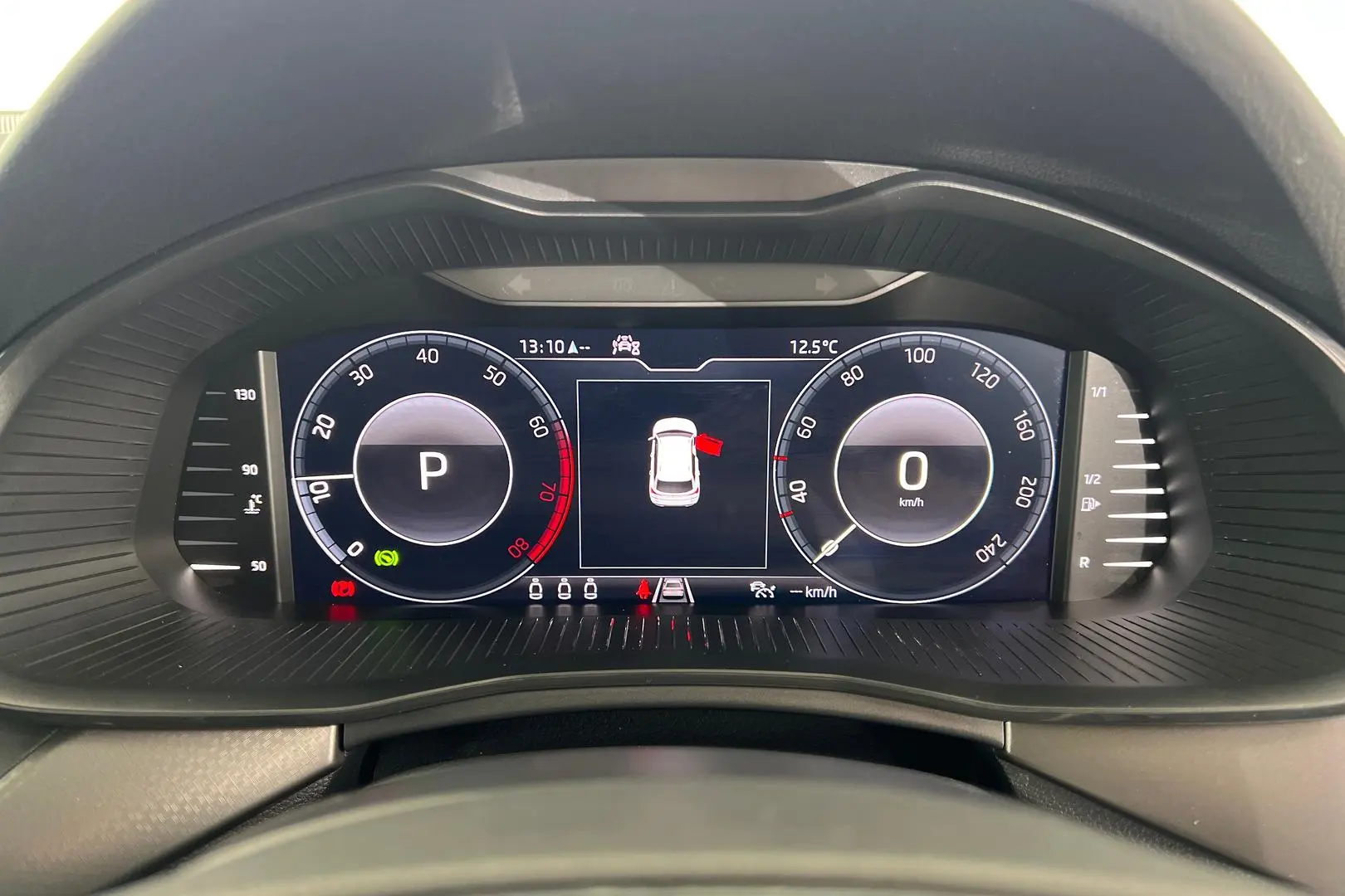 2021 SKODA Kamiq Gallery Image 18