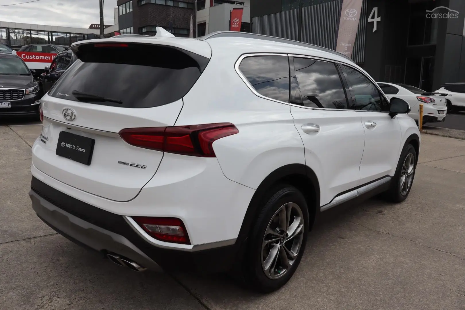 2018 Hyundai Santa Fe Image 8