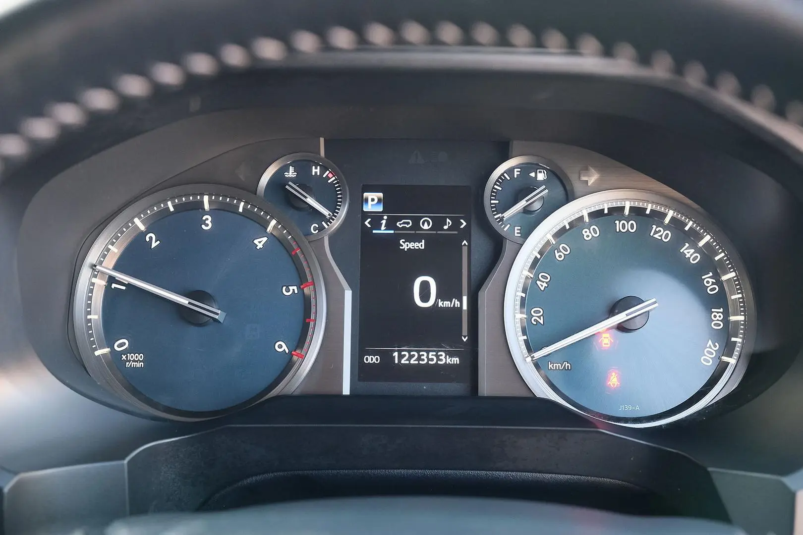 2019 Toyota Landcruiser Prado Gallery Image 18