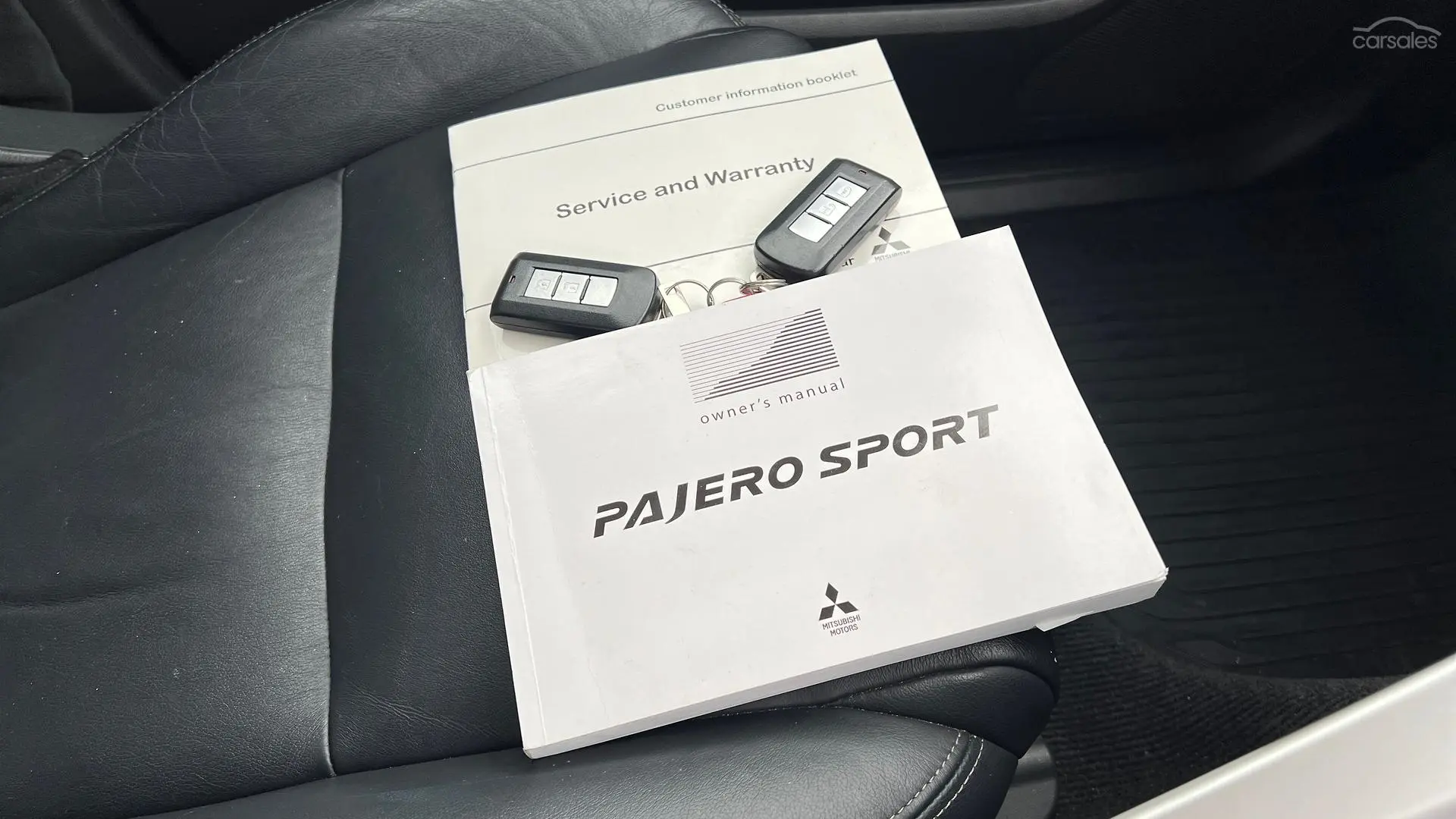2017 Mitsubishi Pajero Sport Image 24