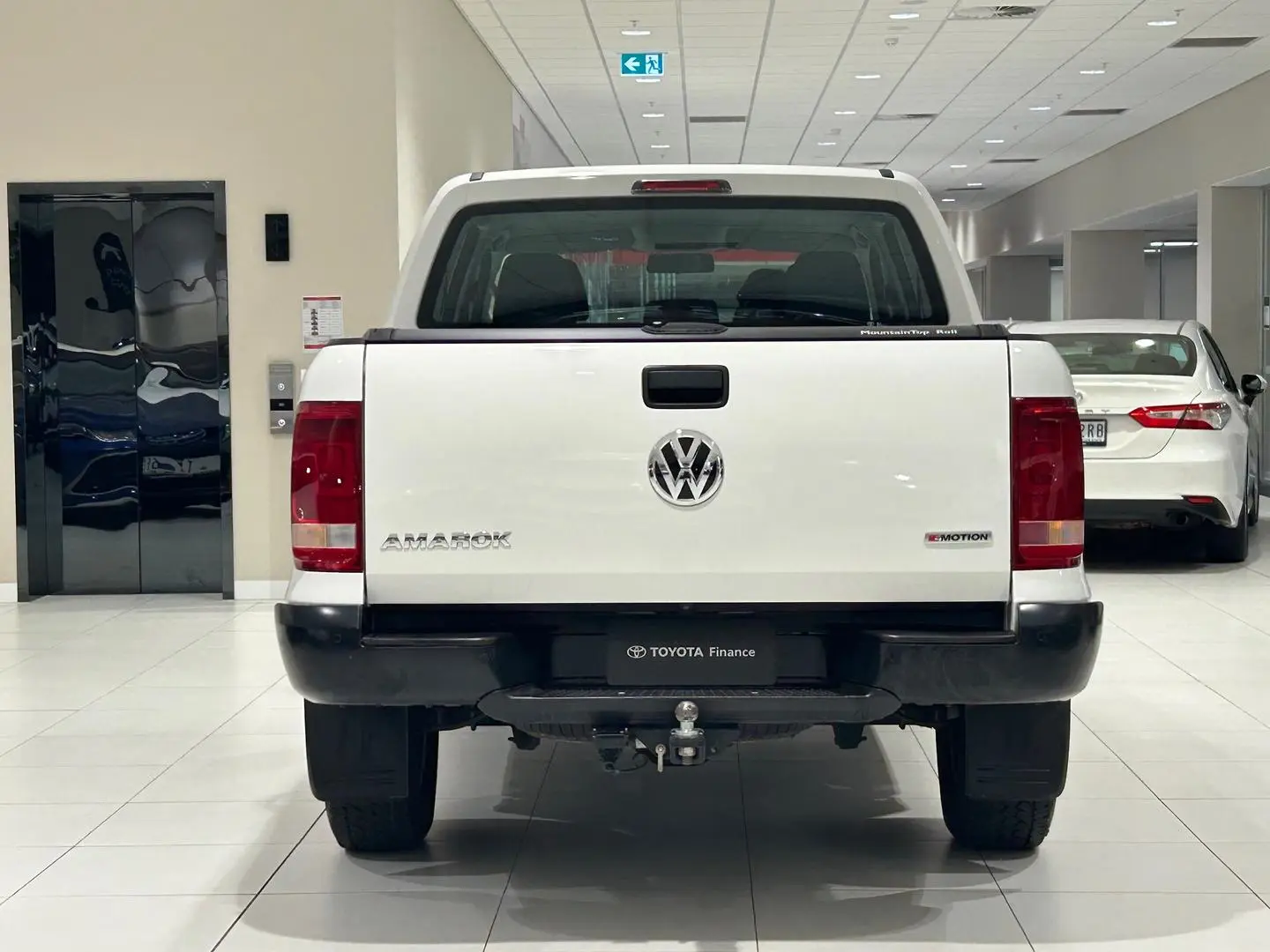 2022 Volkswagen Amarok Gallery Image 9