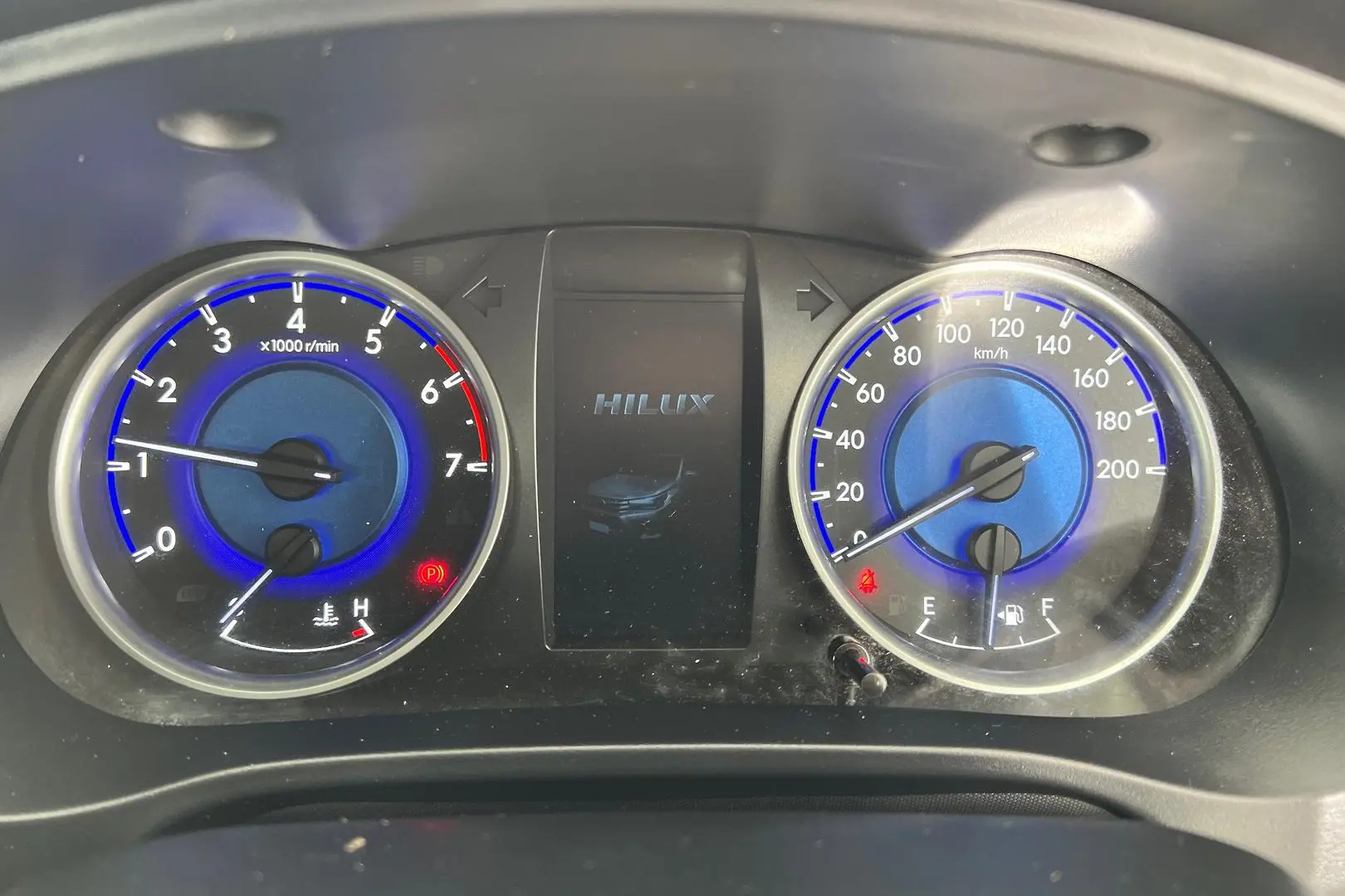 2020 Toyota Hilux Gallery Image 18