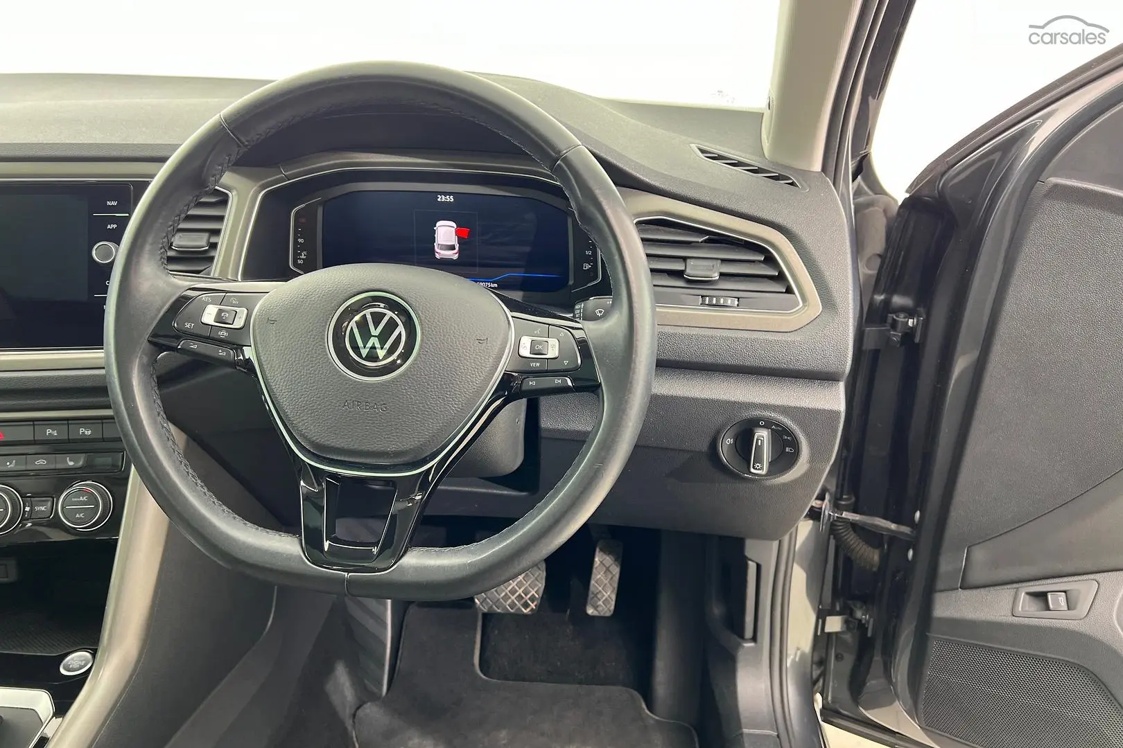 2021 Volkswagen T-Roc Image 17