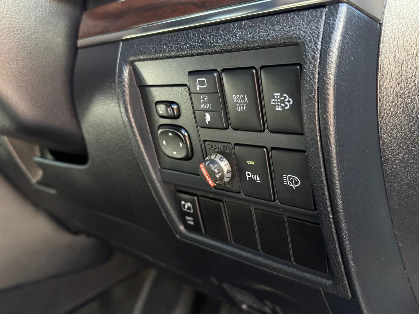 2021 Toyota Landcruiser Gallery Image 21