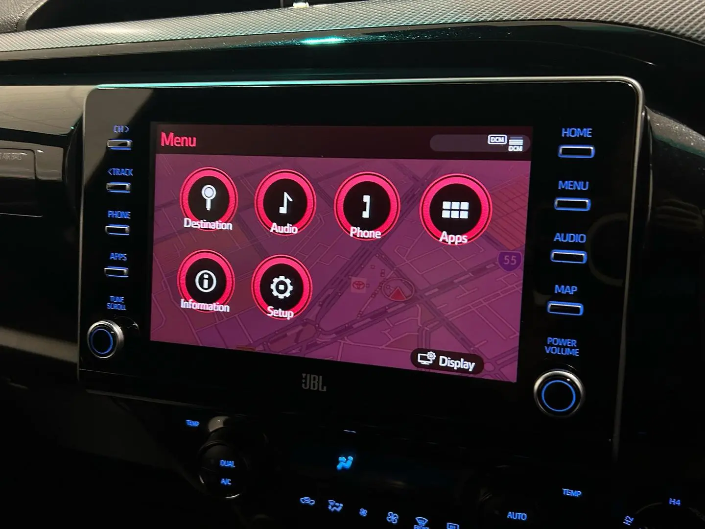 2024 Toyota Hilux Gallery Image 15