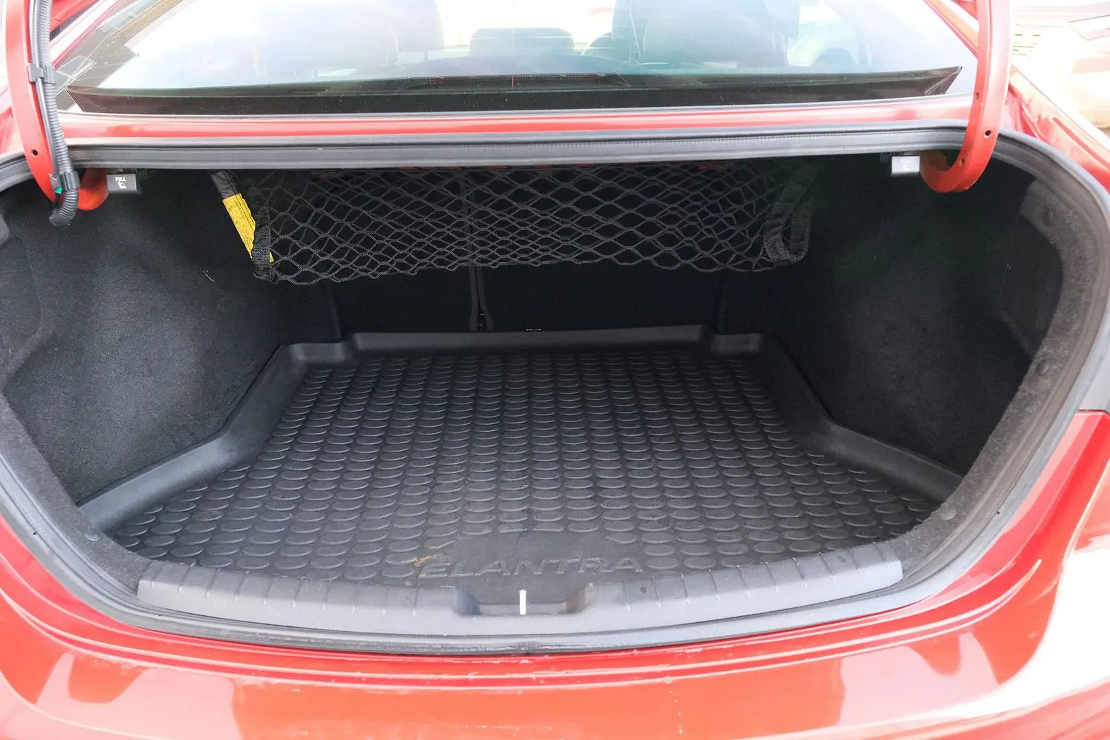 2017 Hyundai Elantra Gallery Image 11